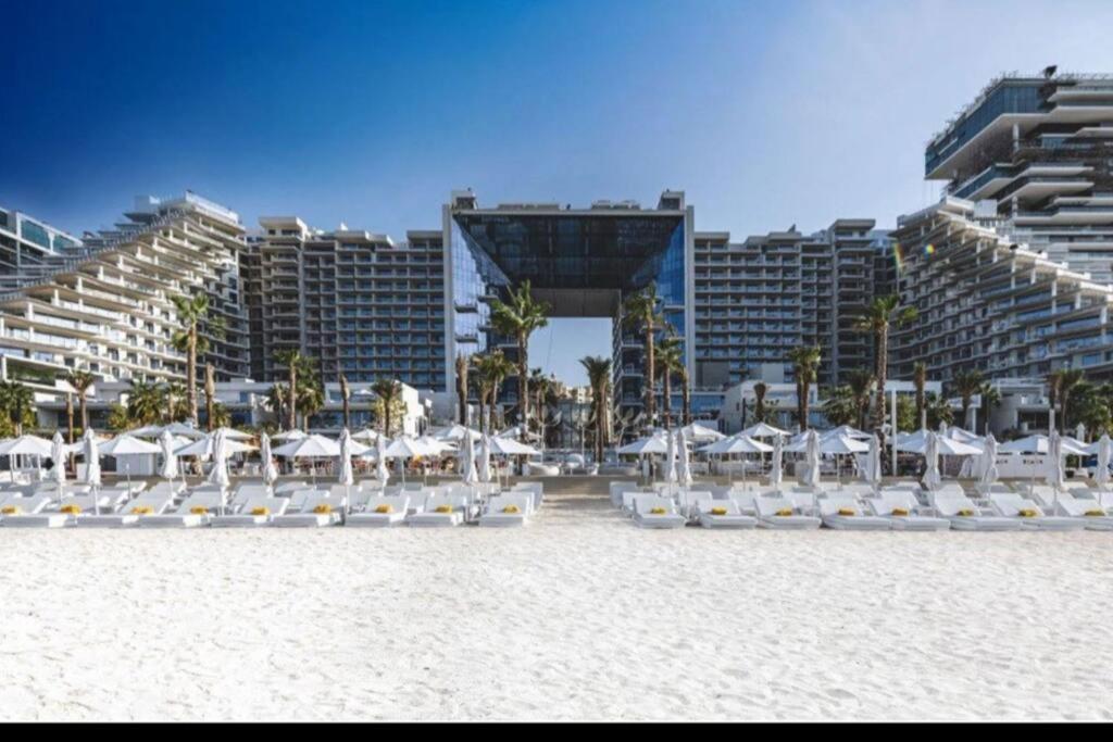 Five Palm Residences Sea View *