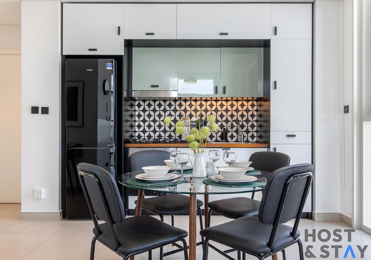 Lejlighed Minimalist 2br In Hills Dubai