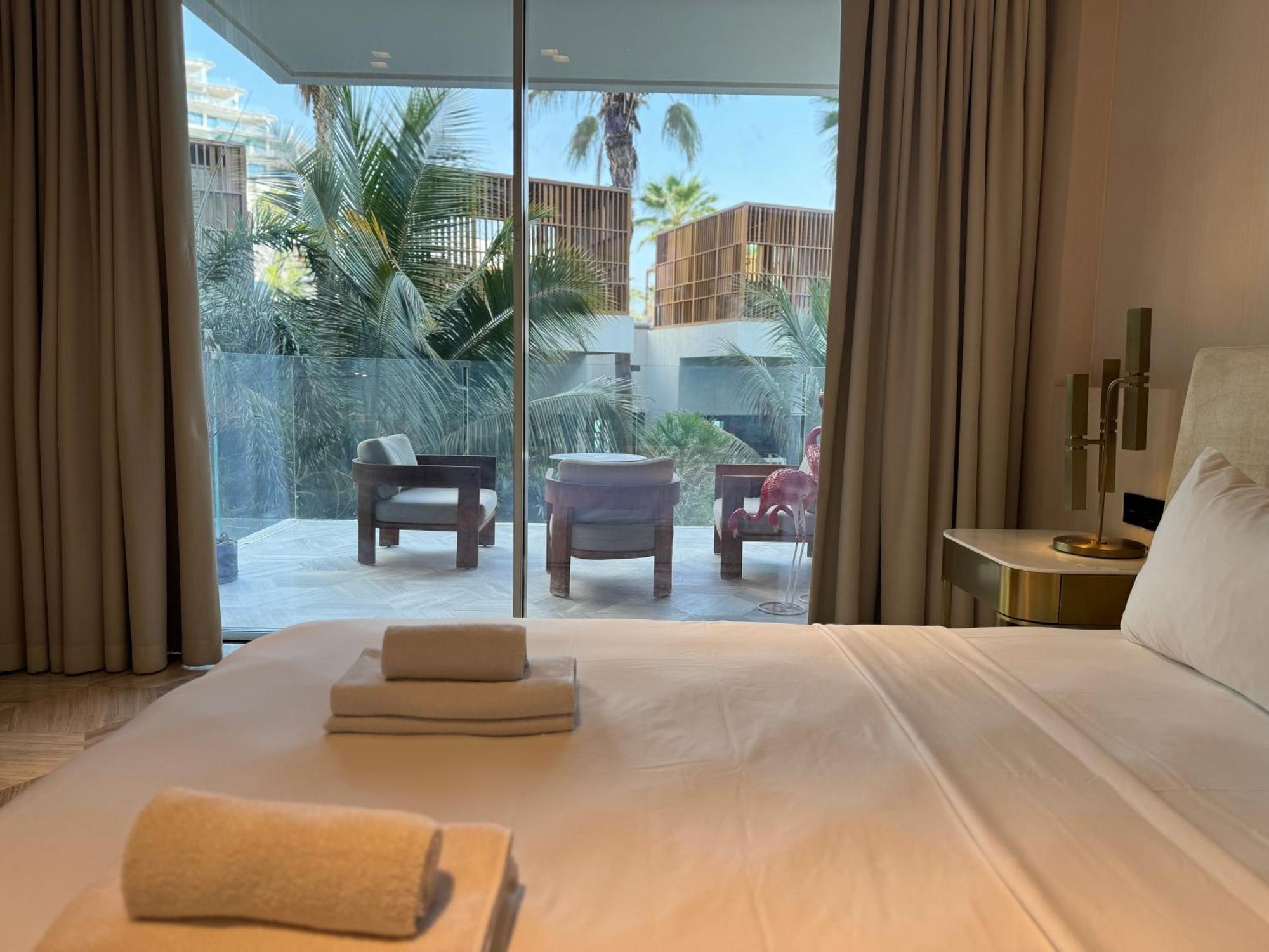 Ashri Hh In Five Palm Jumeriah Dubaï