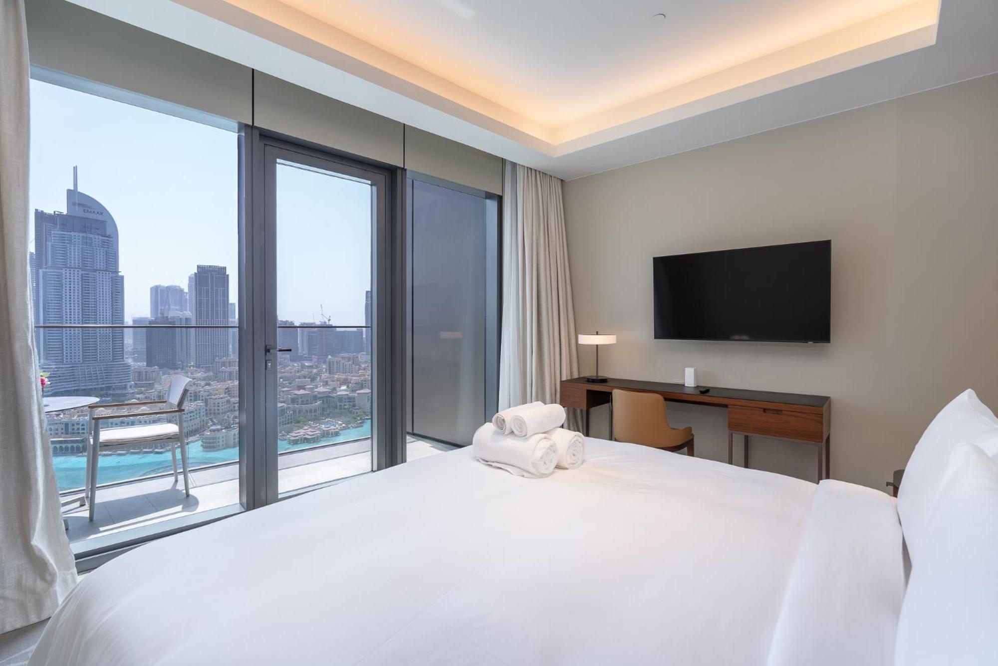 Address Residences Opera - Burj Khalifa Views 2 & 3-bedroom 1 Minute Walk To Burj Khalifa, Mall, Fountain By Heaven Crest Dubai