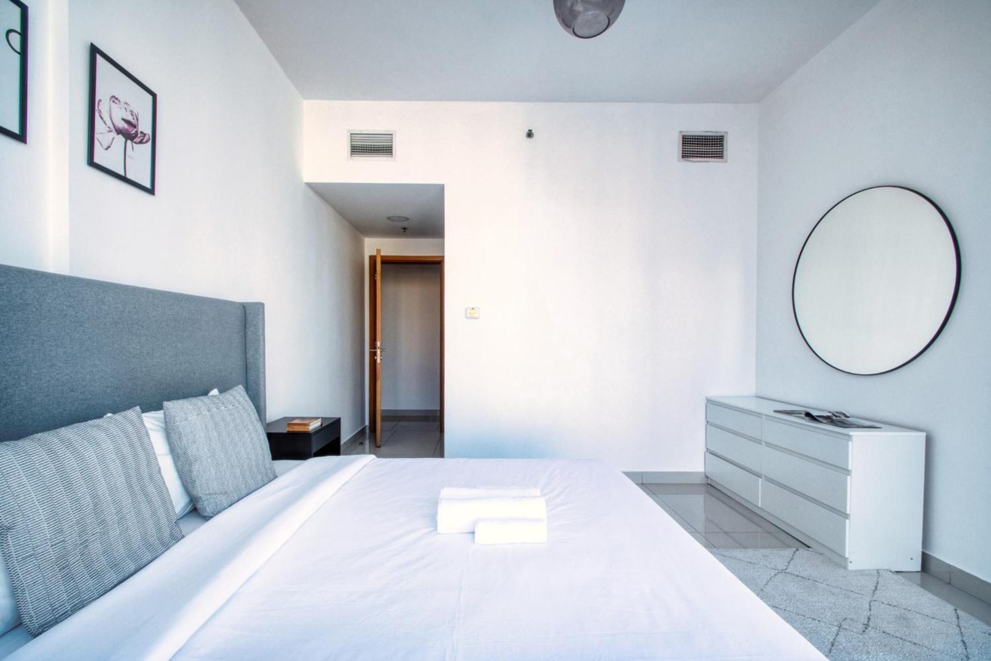 Shoresinn - Spacious Unit With Marina View Appartement