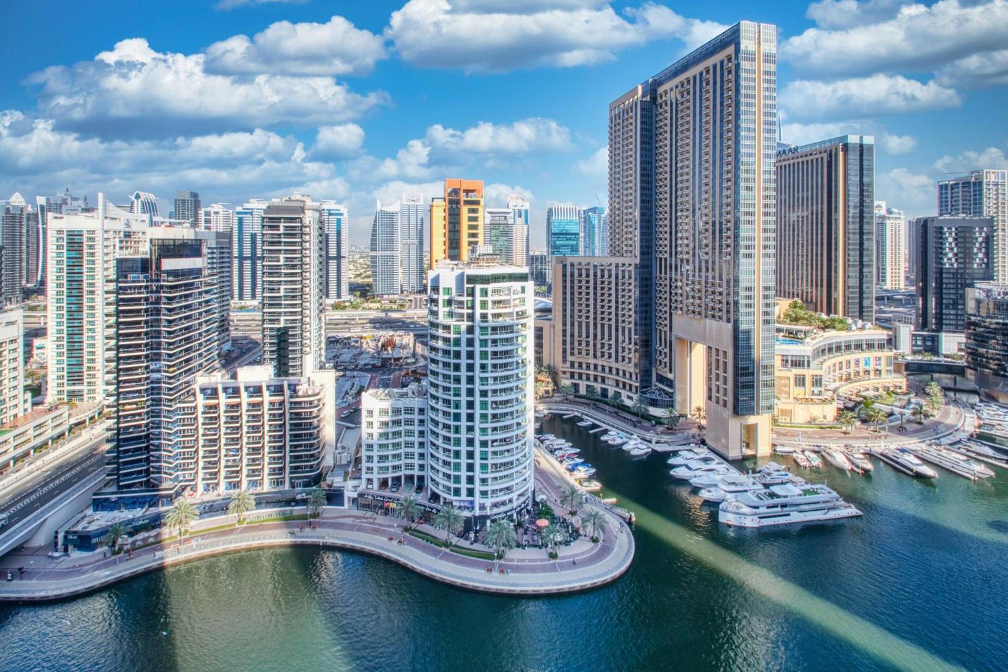 Appartement Shoresinn - Spacious Unit With Marina View Dubaï
