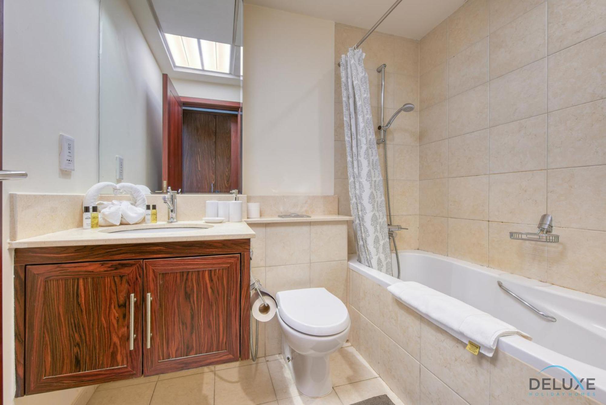 Burj Khalifa Vicinity Perfect 1br Escape, Residences 7, Downtown By Deluxe Homes Dubaï