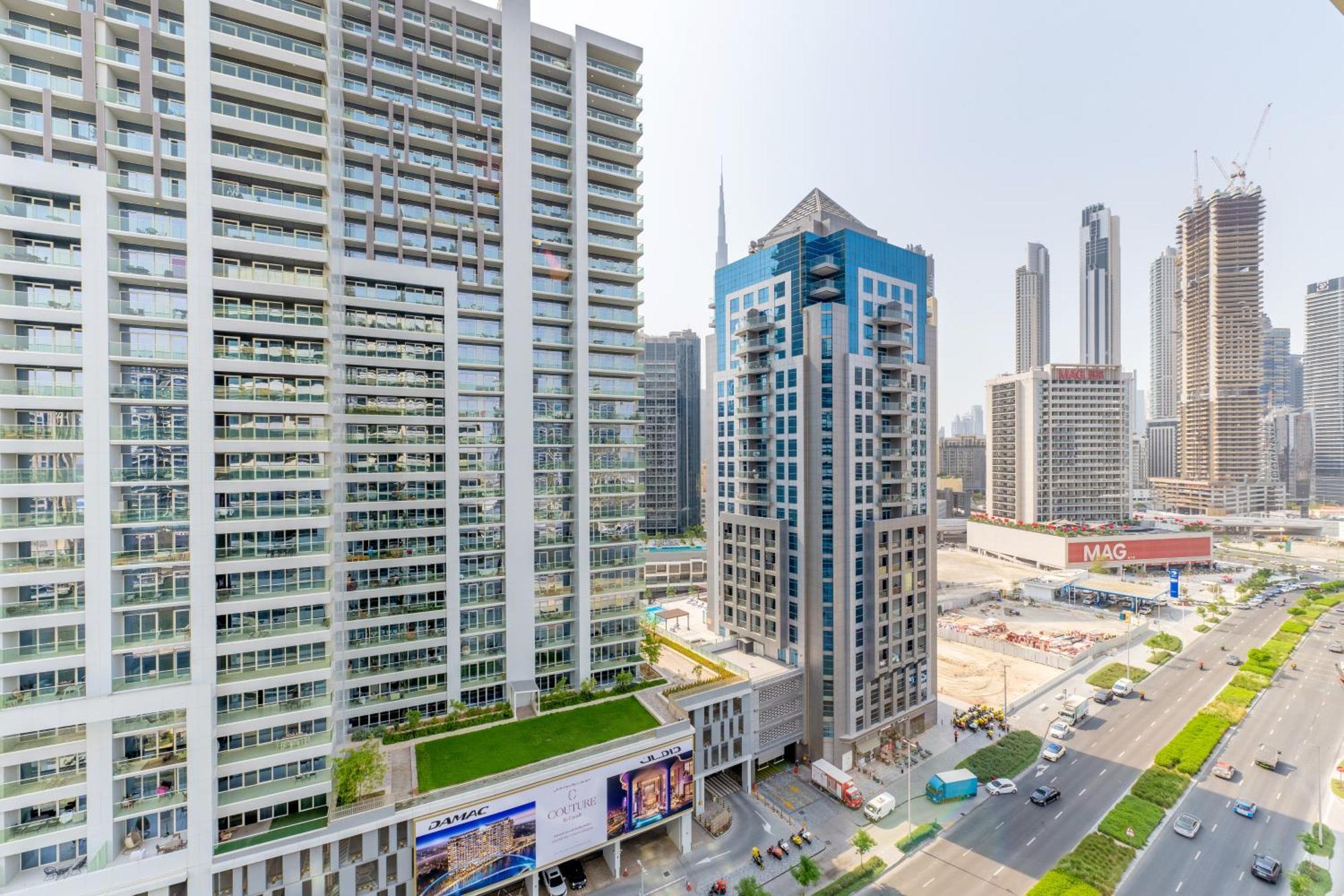 Damac Canal Views Residences Apartahotel