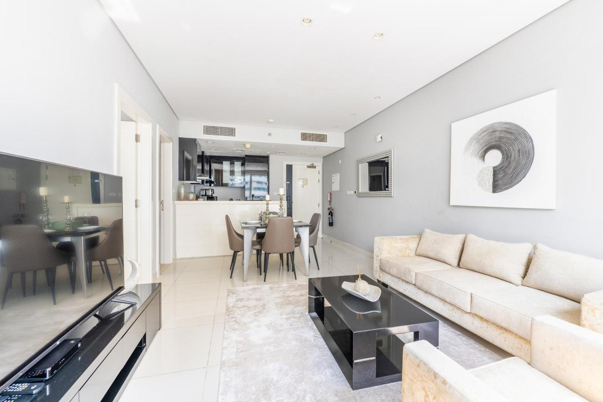 Apartahotel Damac Canal Views Residences 5*