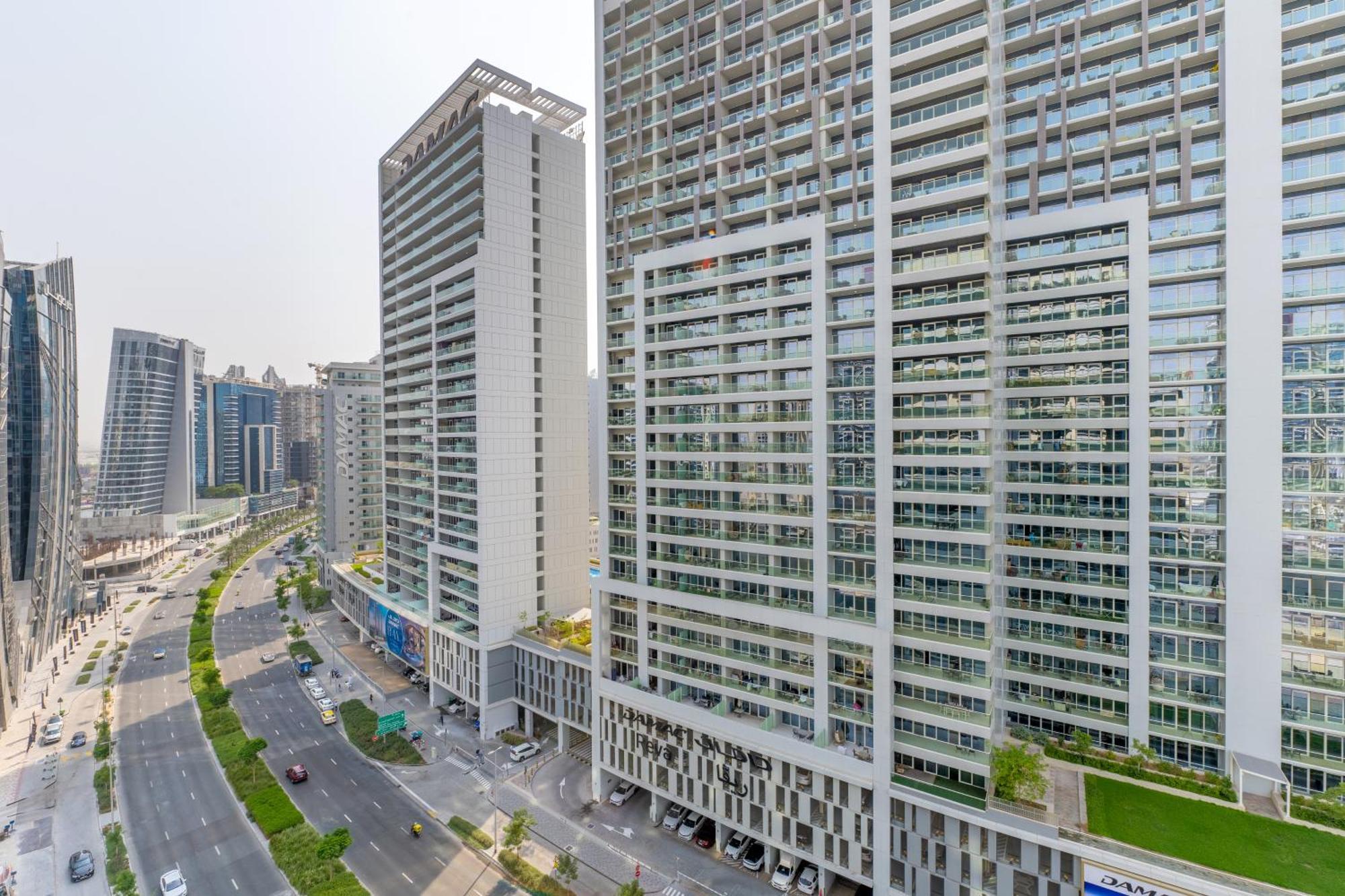 Damac Canal Views Residences Apartahotel