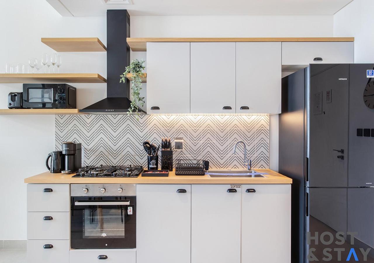 Elegant 1br In Collective, Hills * Dubái