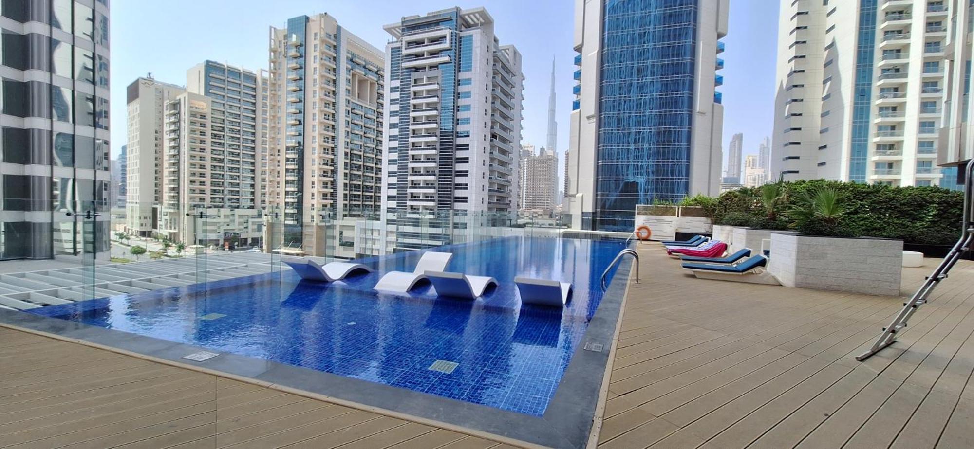 Apartment Bayz By Danube Marasi Drive