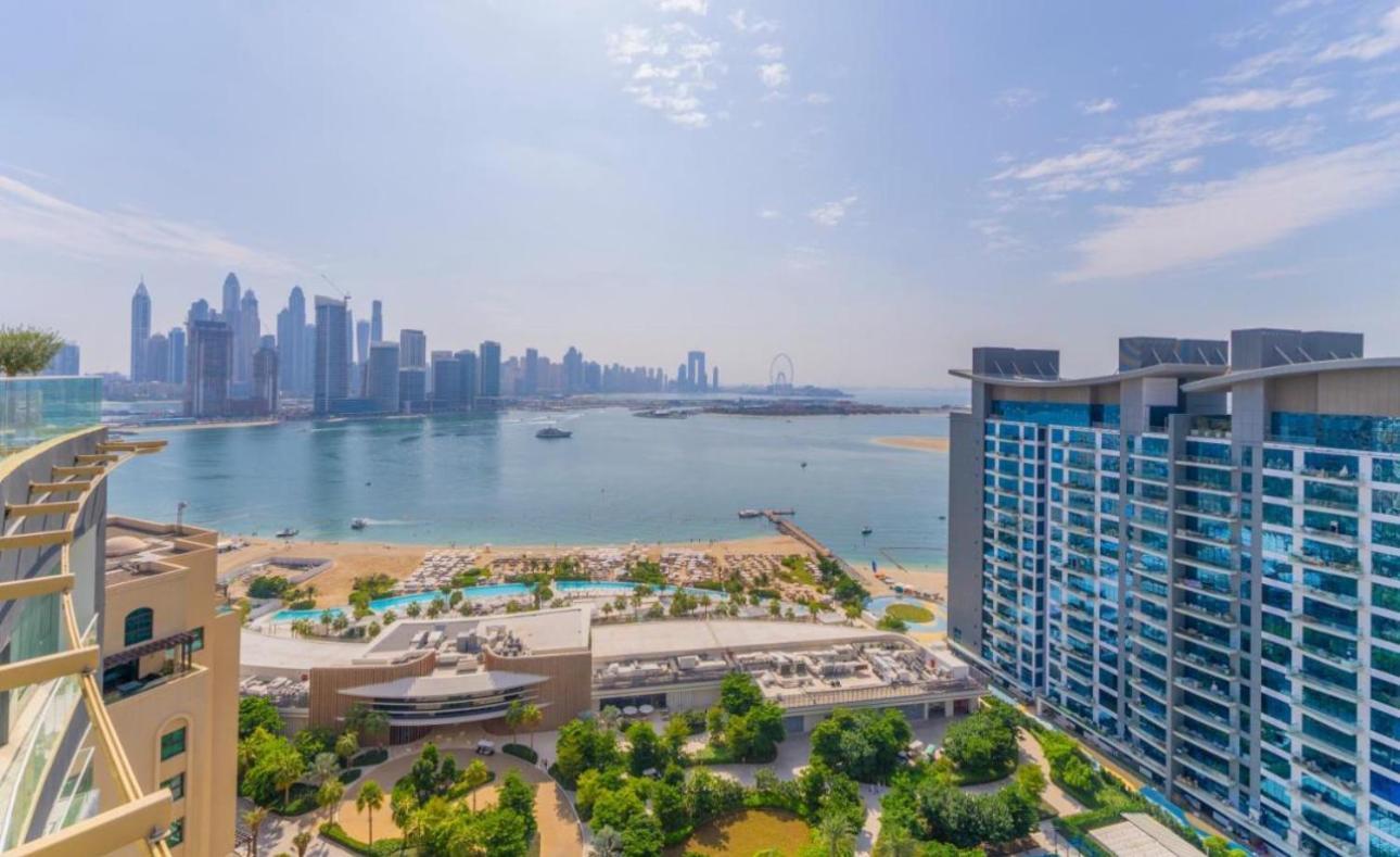 Apartment Amazing At The Seven Palm Dubai