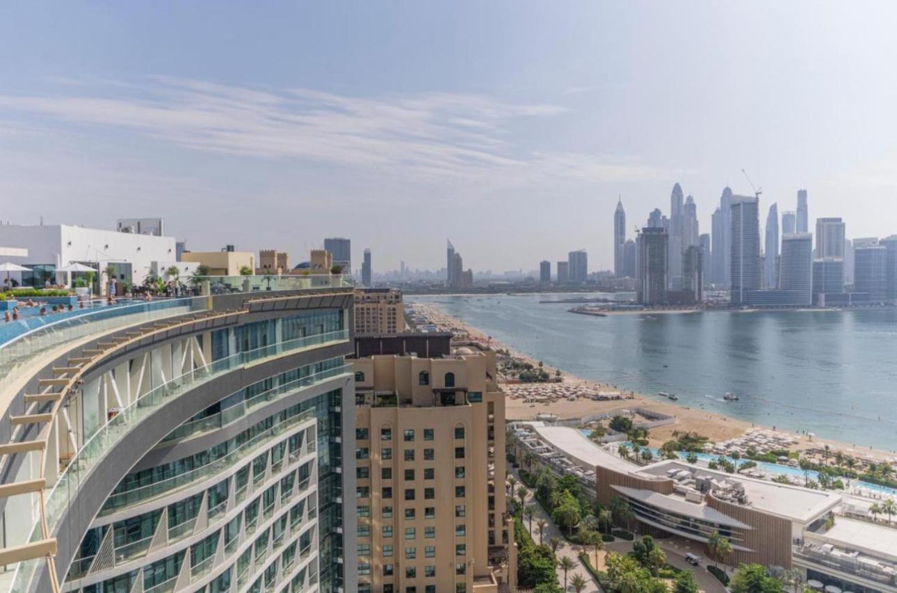 Amazing At The Seven Palm Apartment