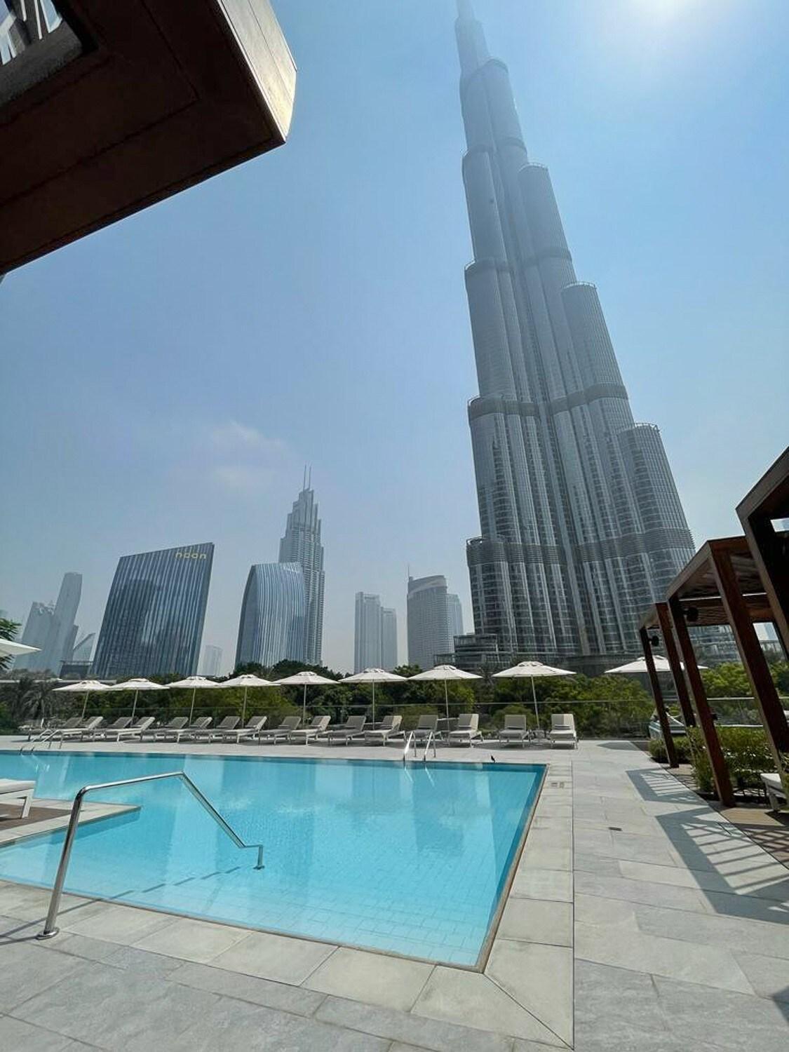 Chic For 4 With Burj Khalifa Views Dubái