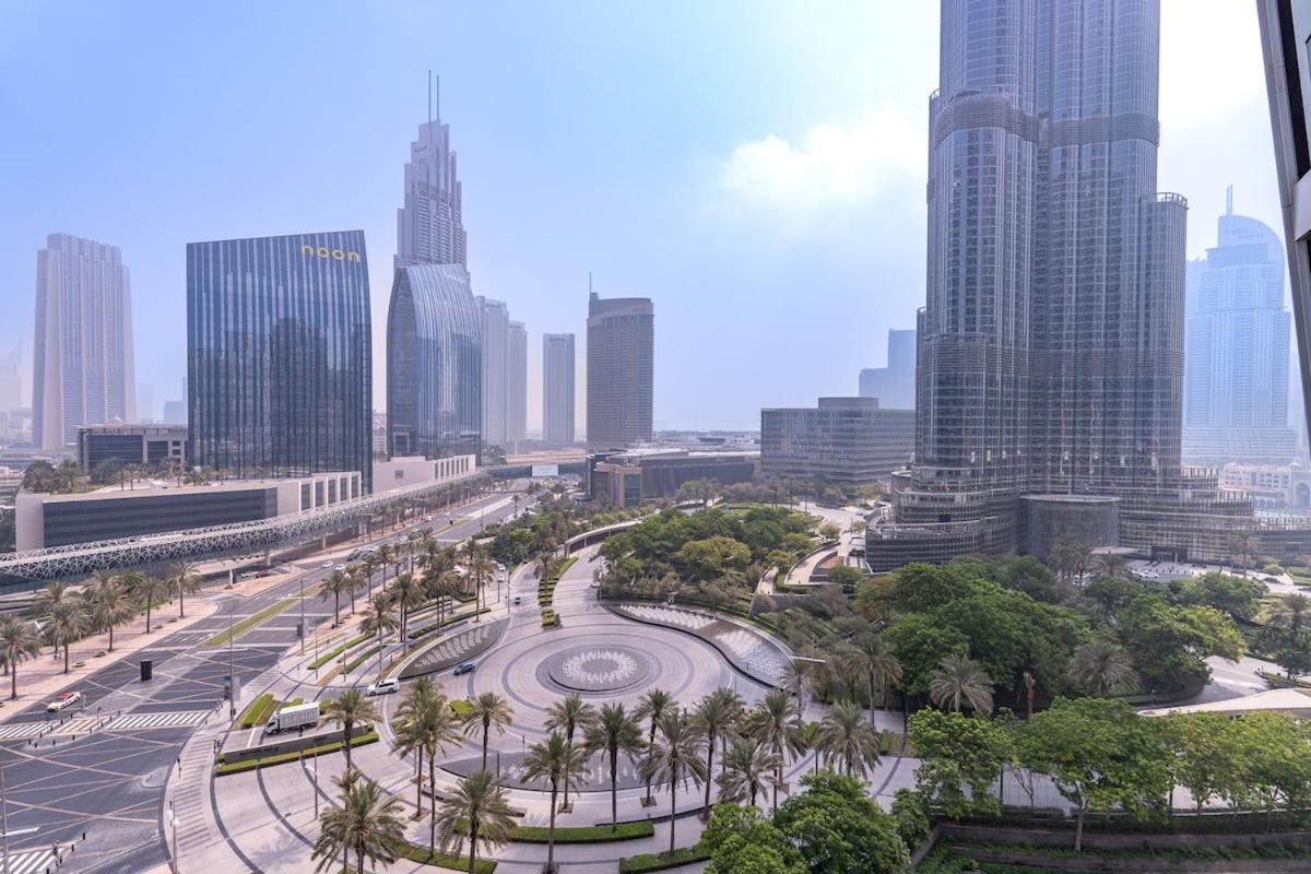 Chic For 4 With Burj Khalifa Views Dubái