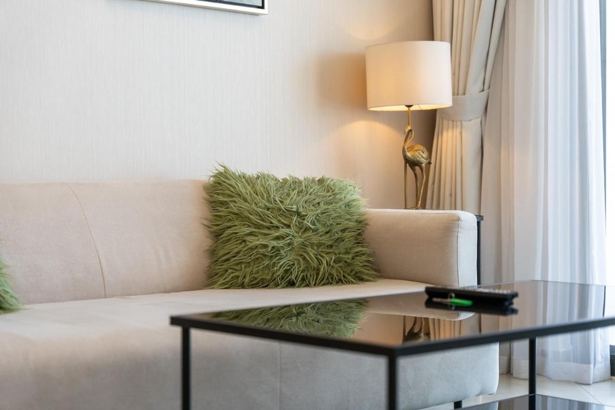 Eye-captivating 1 Bed For 2 Apartemen Dubai