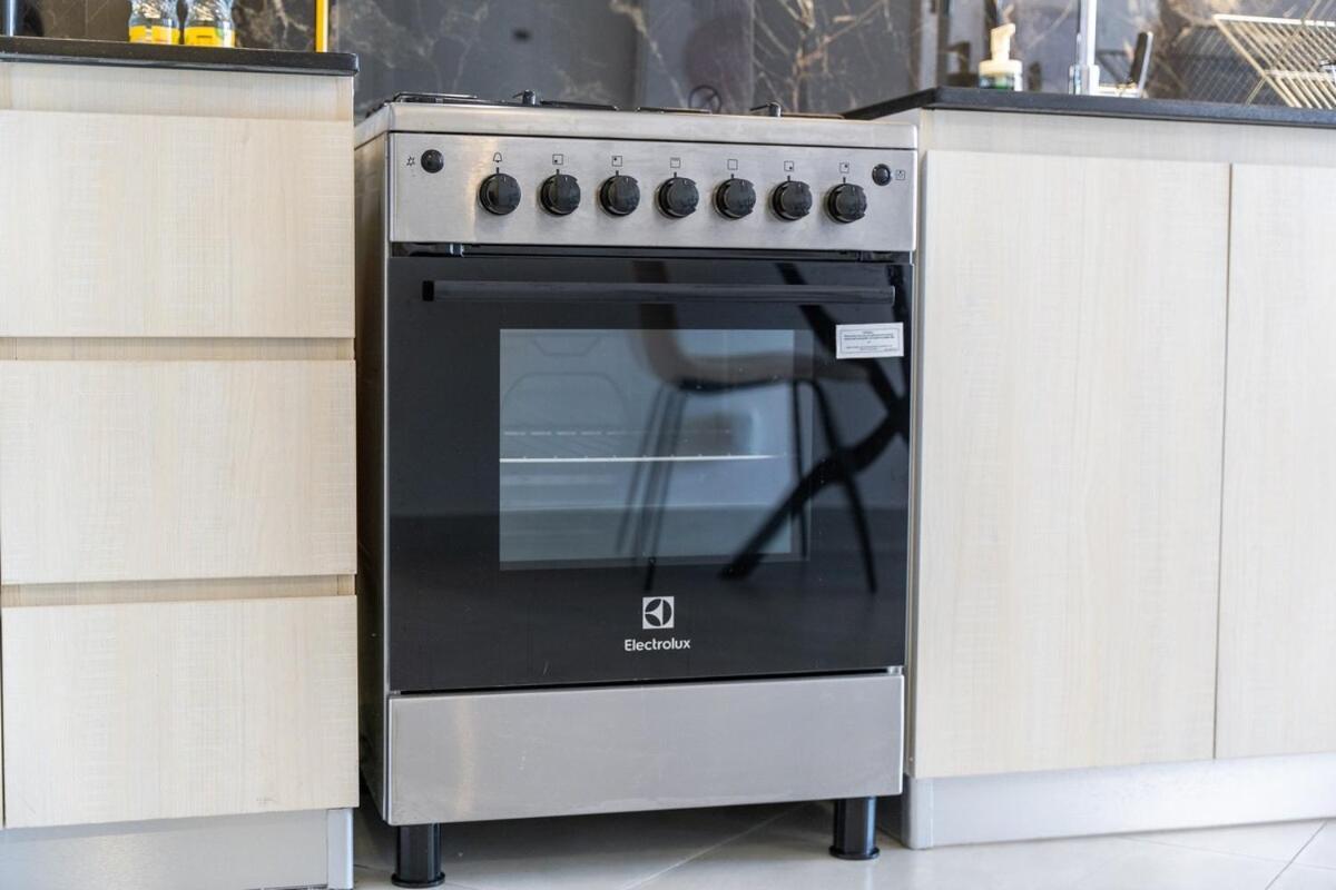 Apartemen Eye-captivating 1 Bed For 2 *