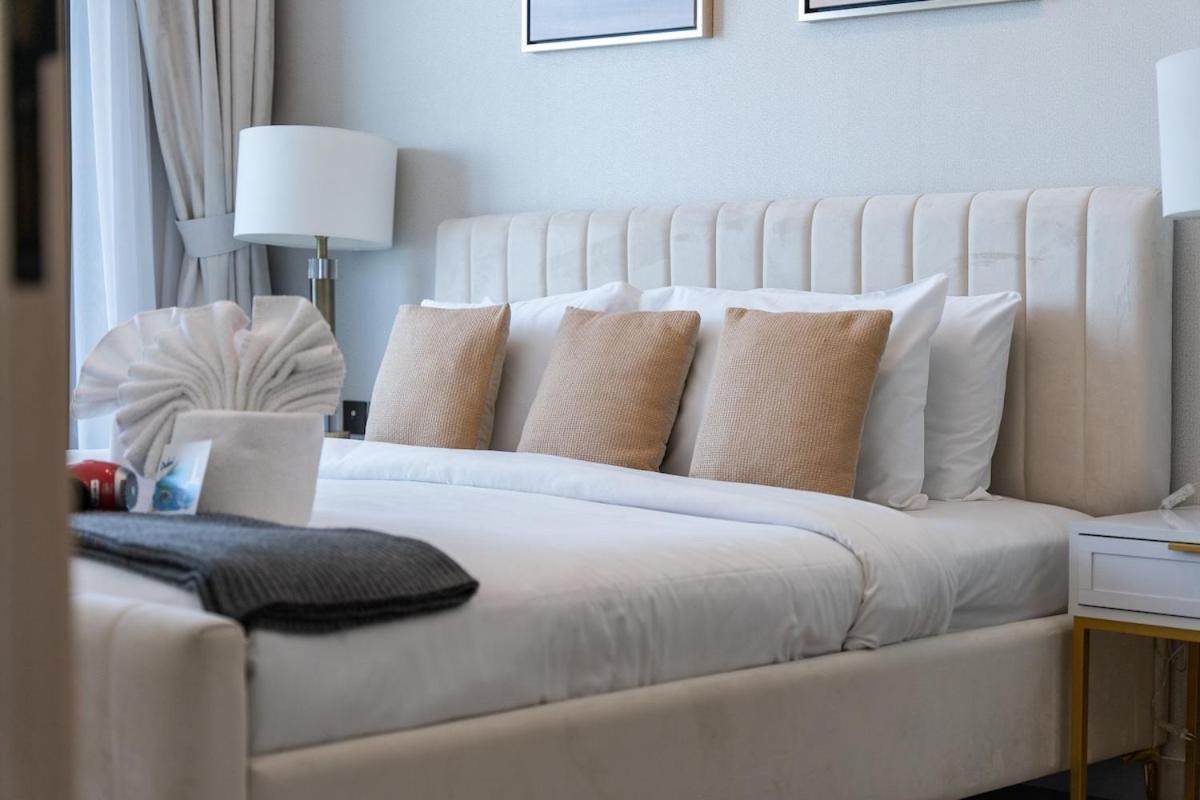 Apartemen Eye-captivating 1 Bed For 2