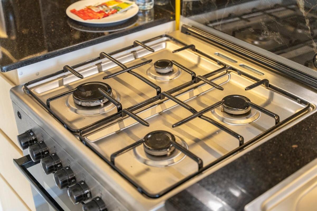 Apartemen Eye-captivating 1 Bed For 2 *