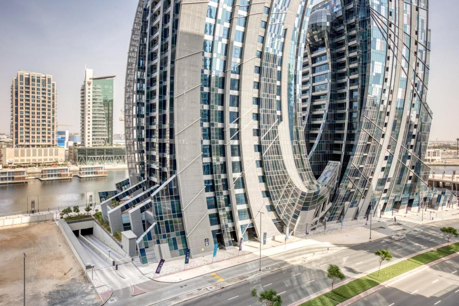 Appartement Blueground Vera Canal View Pool Gym Dxb-1137