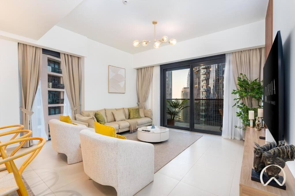 Apartment Luxurious 3br In Act 1 Act 2 With Burj Khalifa View *