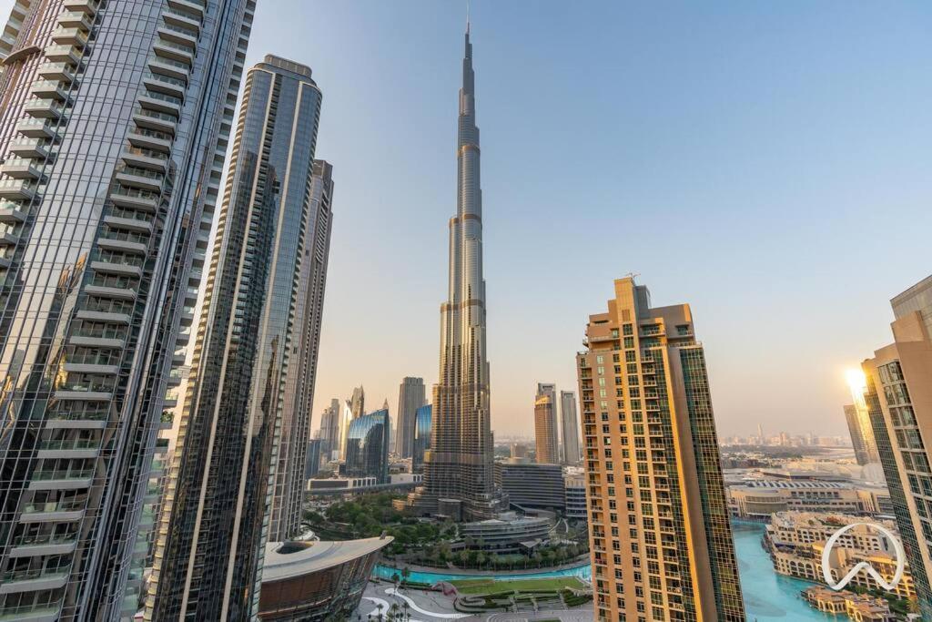 Apartment Luxurious 3br In Act 1 Act 2 With Burj Khalifa View Dubai