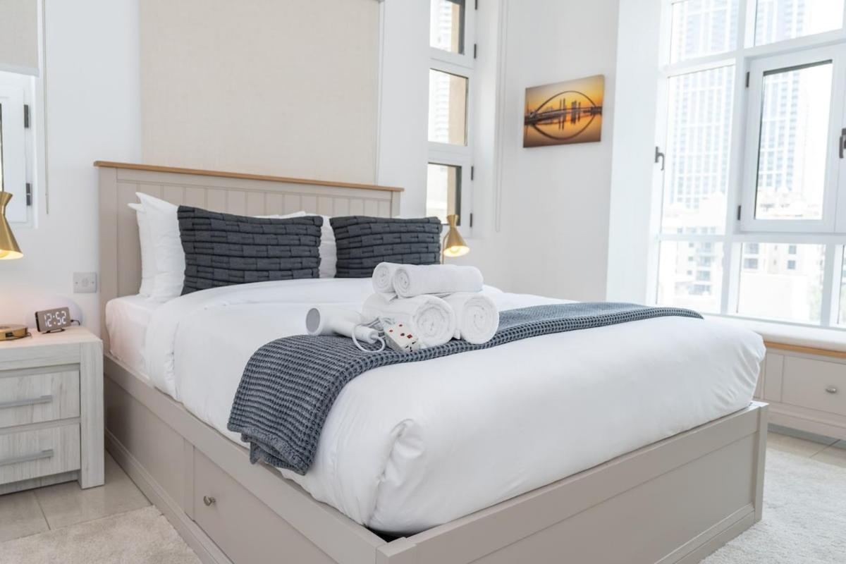 Urban Living! Stylish 2br In Downtown Lägenhet Dubai