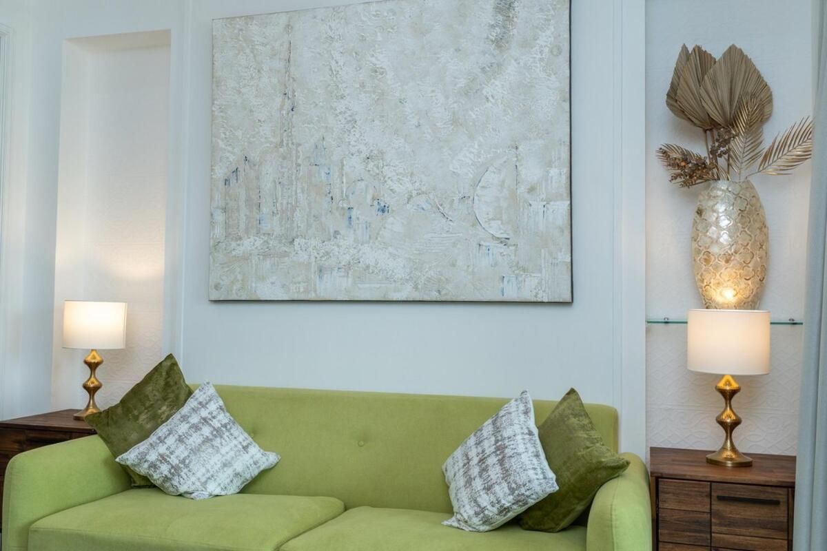 Lägenhet Urban Living! Stylish 2br In Downtown *