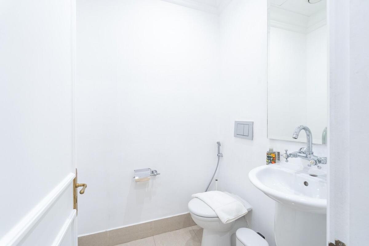 Urban Living! Stylish 2br In Downtown Dubai