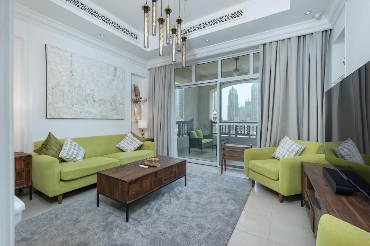 Urban Living! Stylish 2br In Downtown *