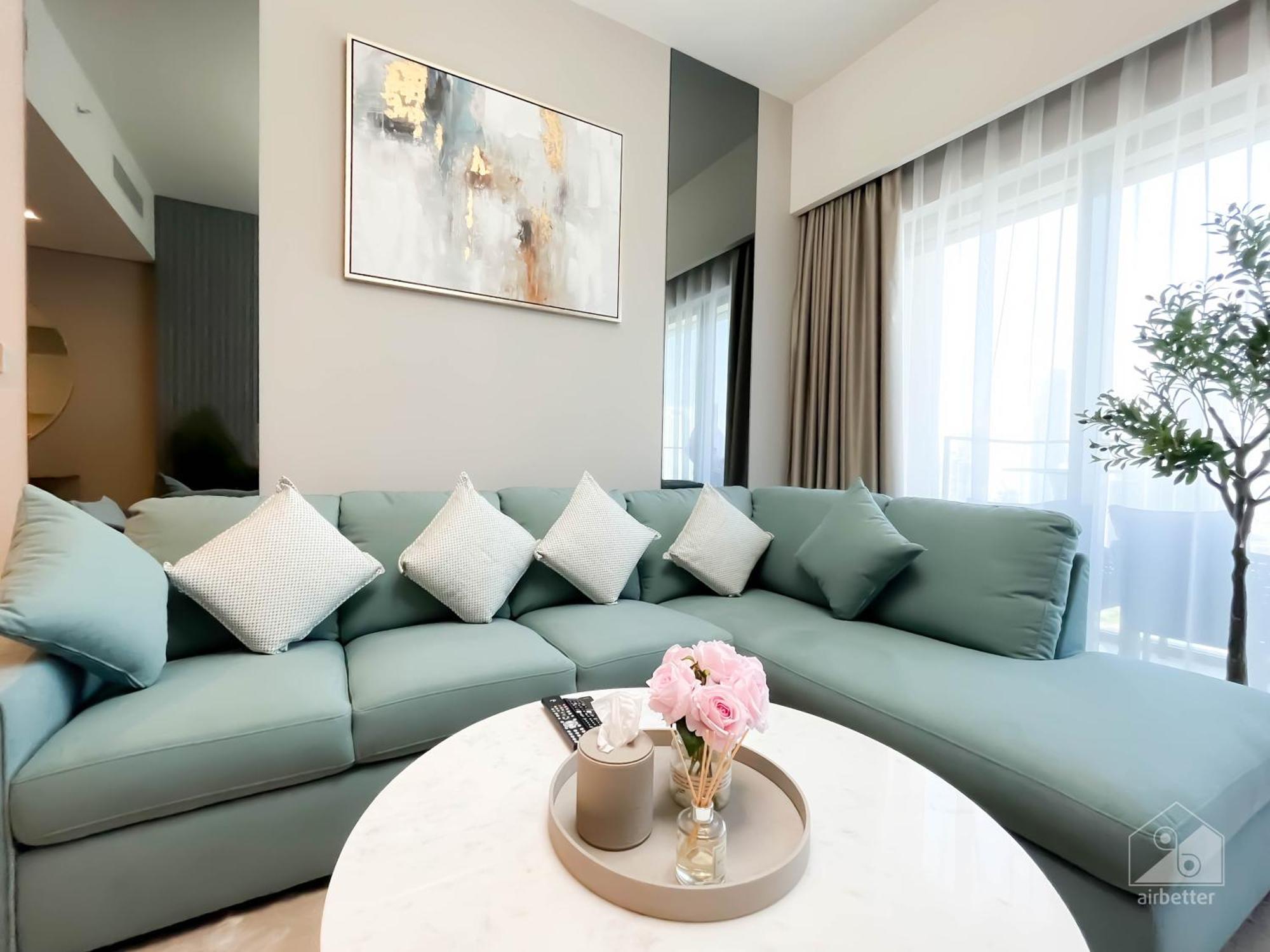 Prestigious Burj Royale Luxury Downtown *