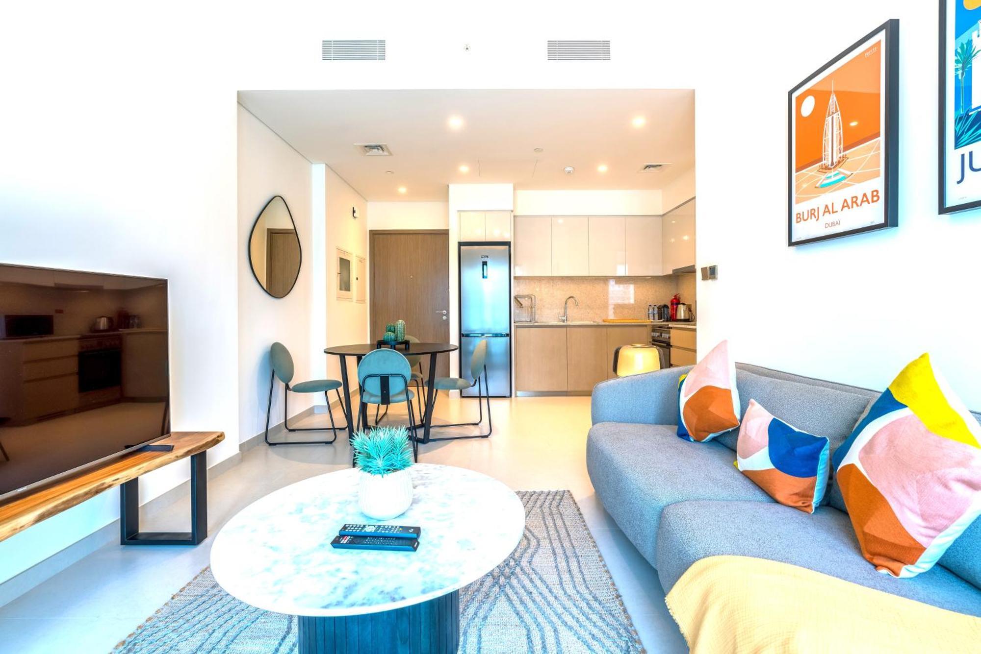 Prestigious Burj Royale Luxury Downtown * Dubai