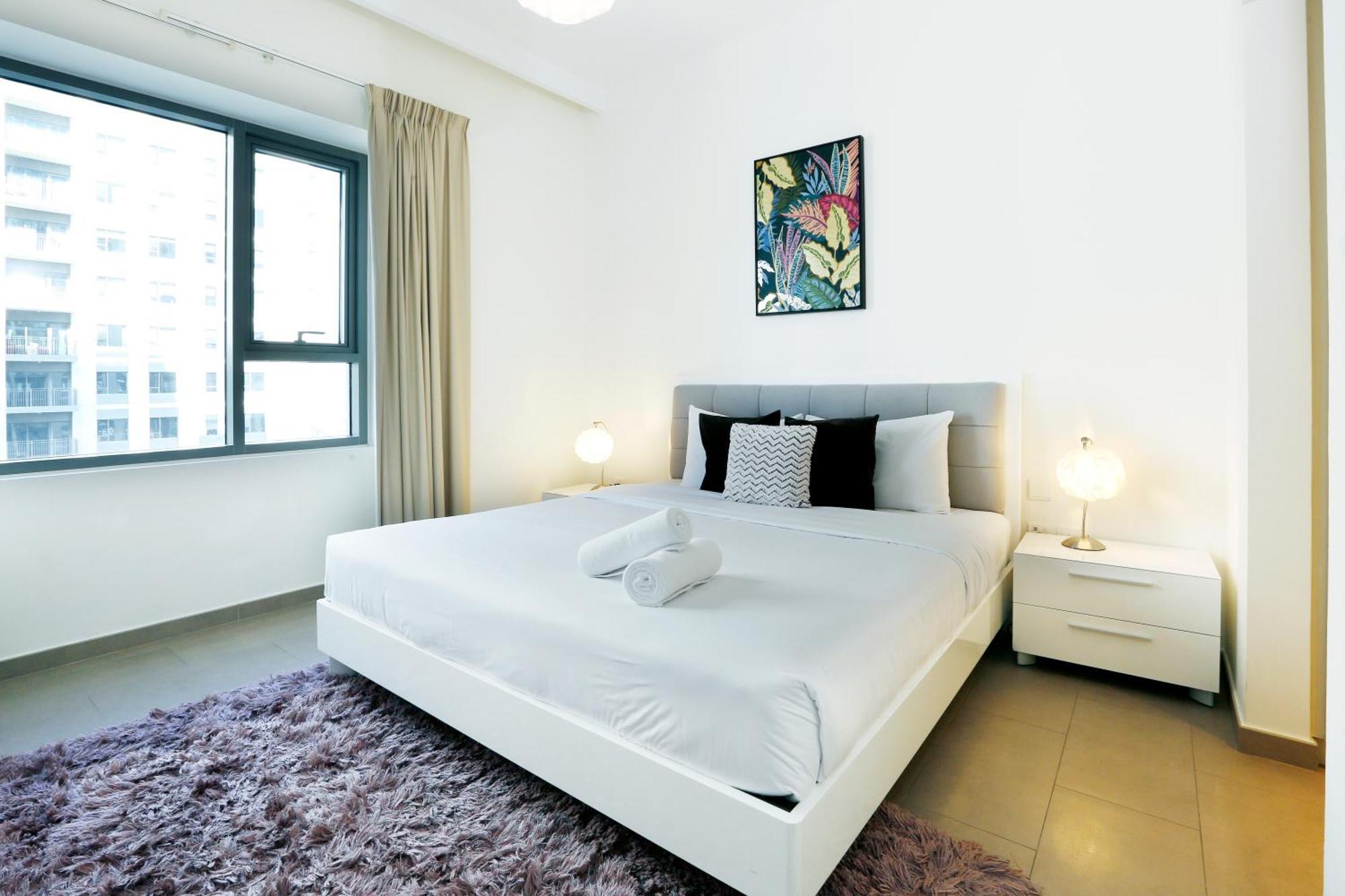 Apartamento Brown Stone - Hills Mall Dubai