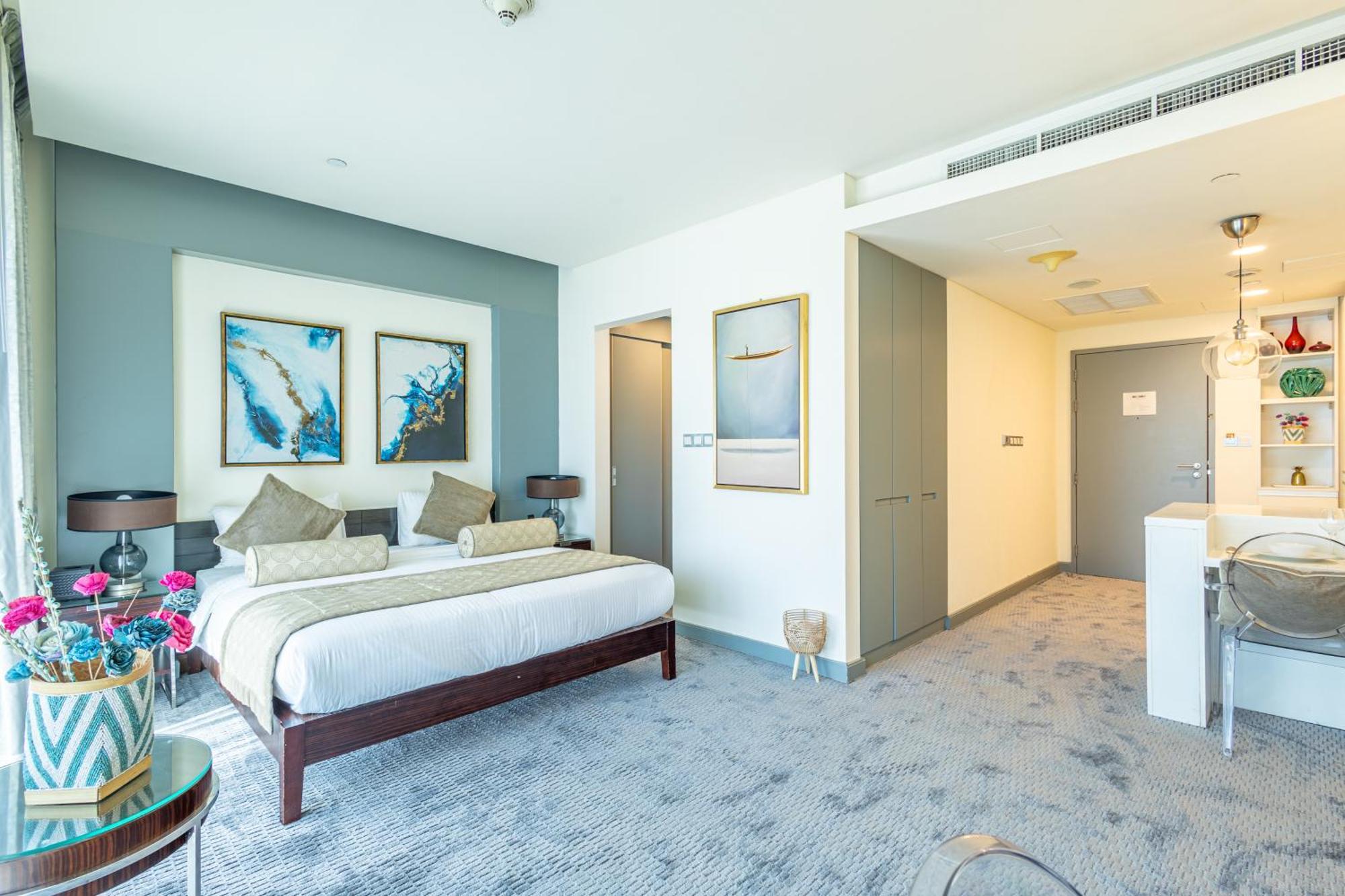 Superhost Emaar Residences - Address Mall Apartment