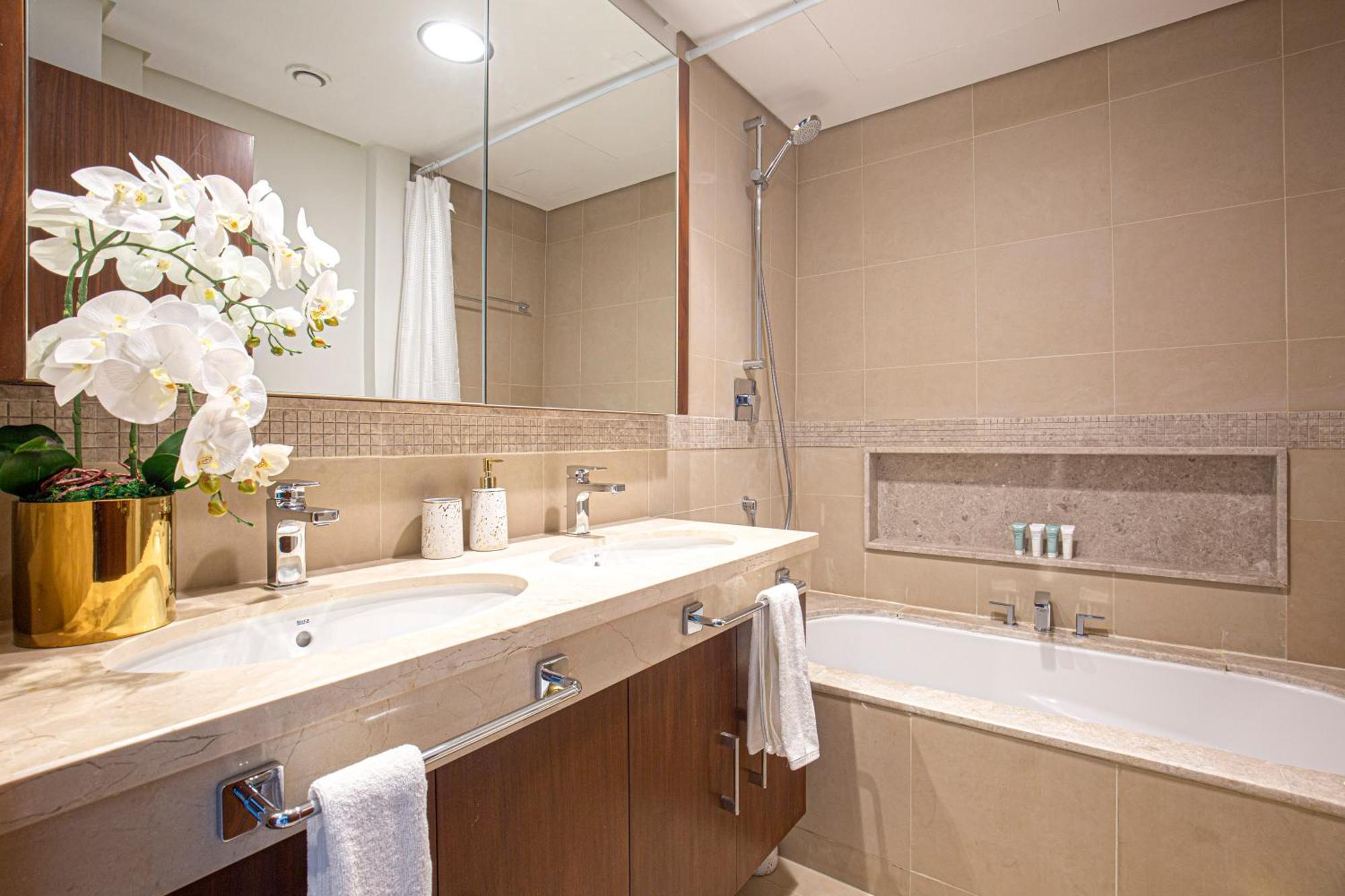 Apartamento Magnificent 3 Bedroom Luxury With Burj Khalifa View Dubái