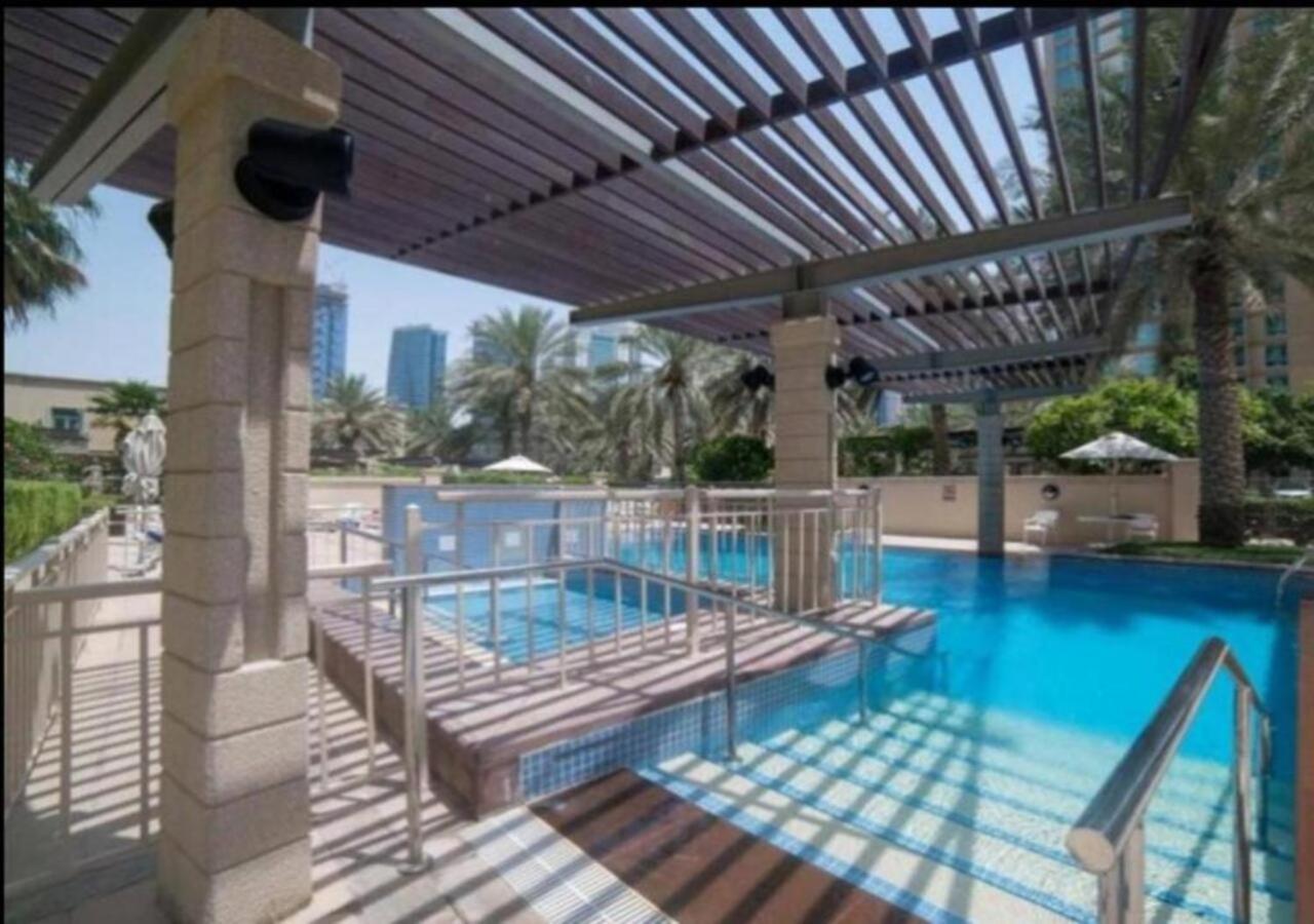 Quickstay Homes -2br At Al Mesk Tower Marina Apartemen Dubai