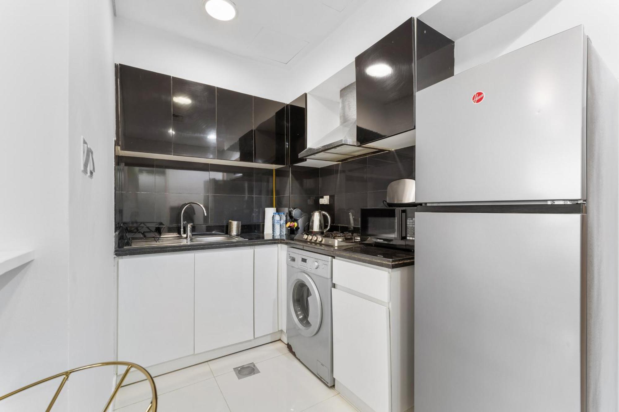 Apartamento Waves - Executive Bay Studio, Canal View And Modern Amenities *
