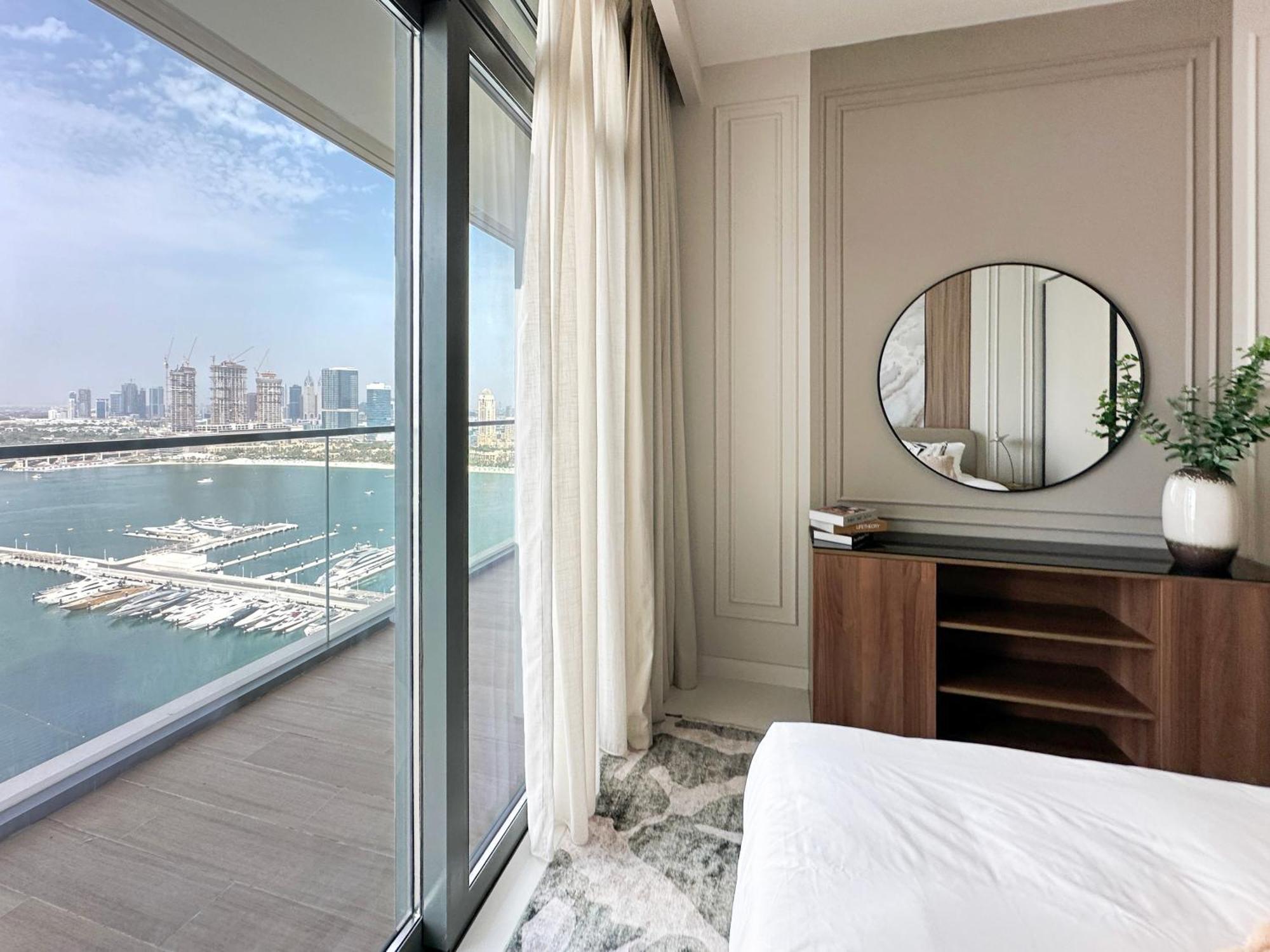 Appartement Trophy Luxury 1bdr In Emaar Front With Panoramic Sea Views From The And Private Access Dubaï