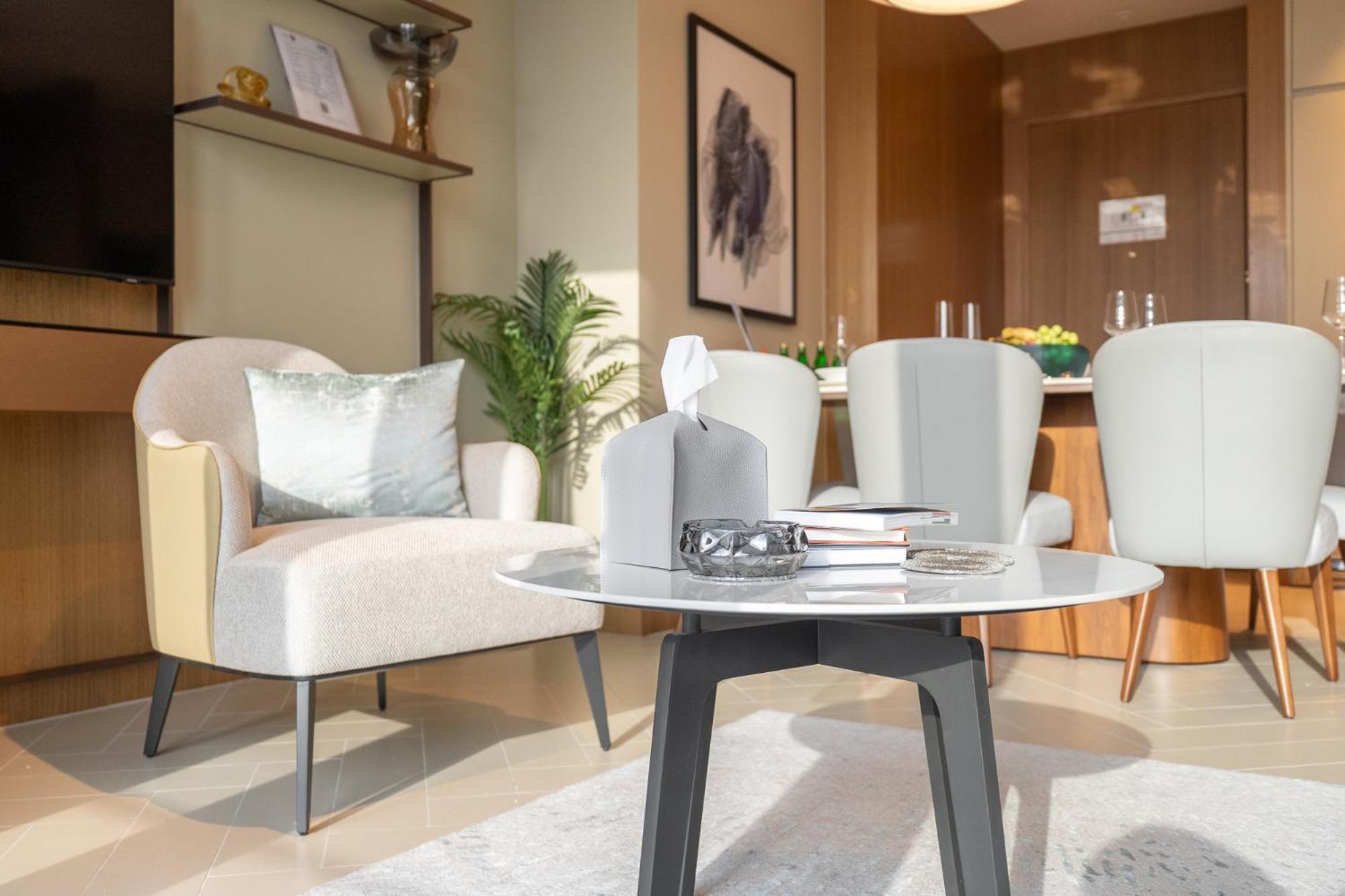Apartamento Luxurious In The Address Residences Opera Burj Khalifa Minutes Away From Mall Dubái
