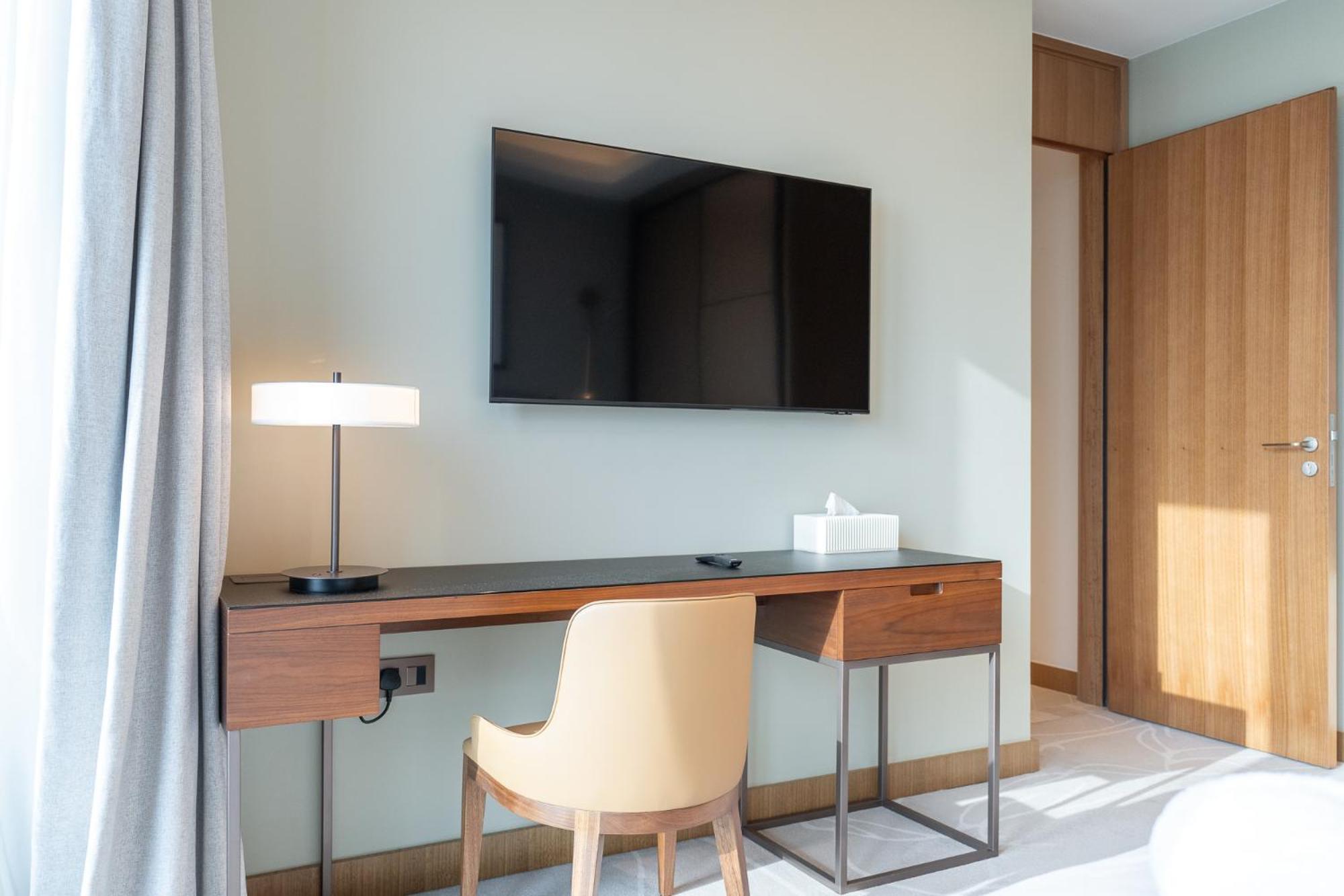 Apartamento Luxurious In The Address Residences Opera Burj Khalifa Minutes Away From Mall Dubái