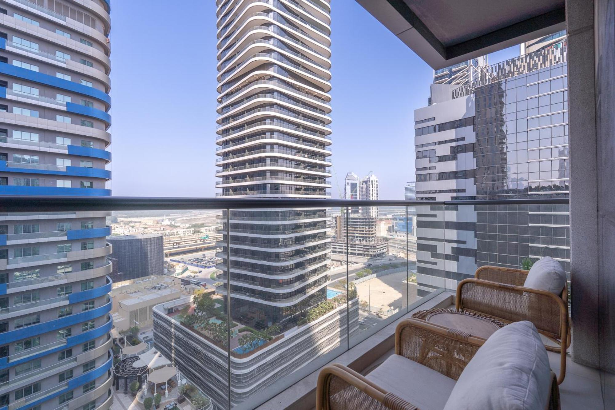 Heaven Crest Homes: Downtown Near Mall & Burj Khalifa *