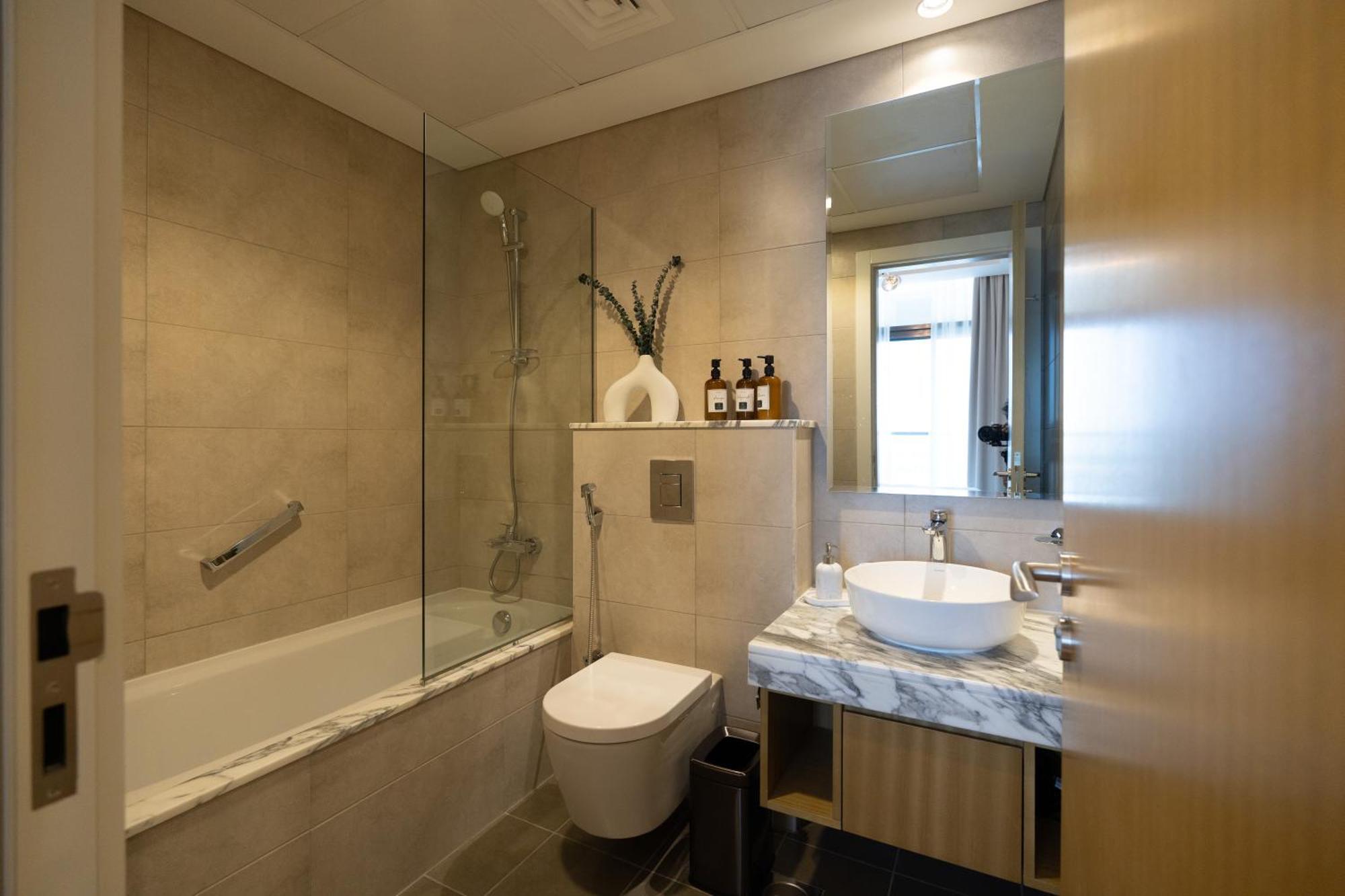 Keyrock Living - Family 2br Cozy In Business Bay - Aykon Tower