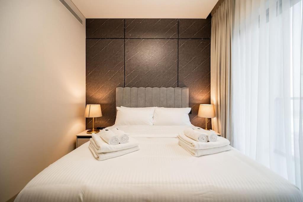 Quiet High-rise 1br - Free Baby Gear, Downtown Close Appartement Dubaï