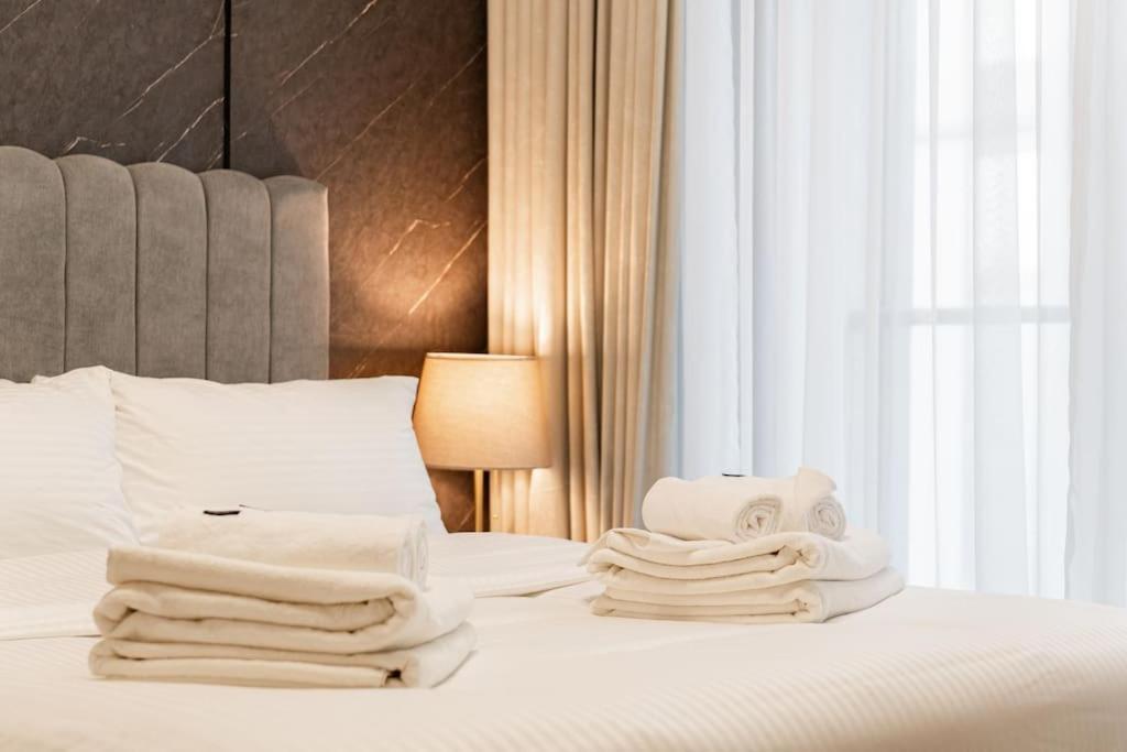 Quiet High-rise 1br - Free Baby Gear, Downtown Close * Dubaï