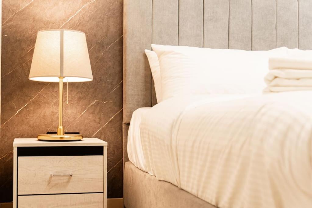 Quiet High-rise 1br - Free Baby Gear, Downtown Close Appartement Dubaï
