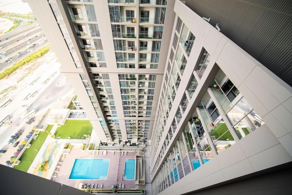 Quiet High-rise 1br - Free Baby Gear, Downtown Close Appartement