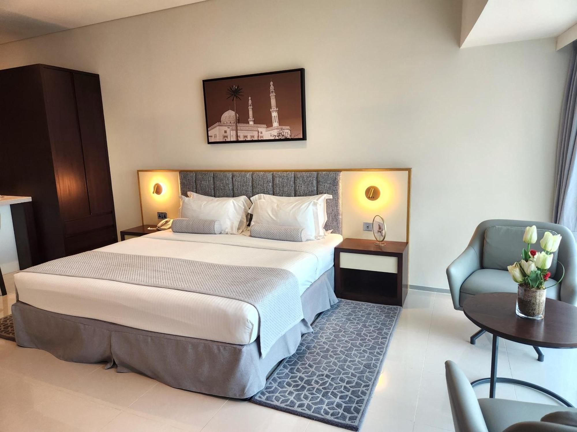Ascott Park Place Apartment *