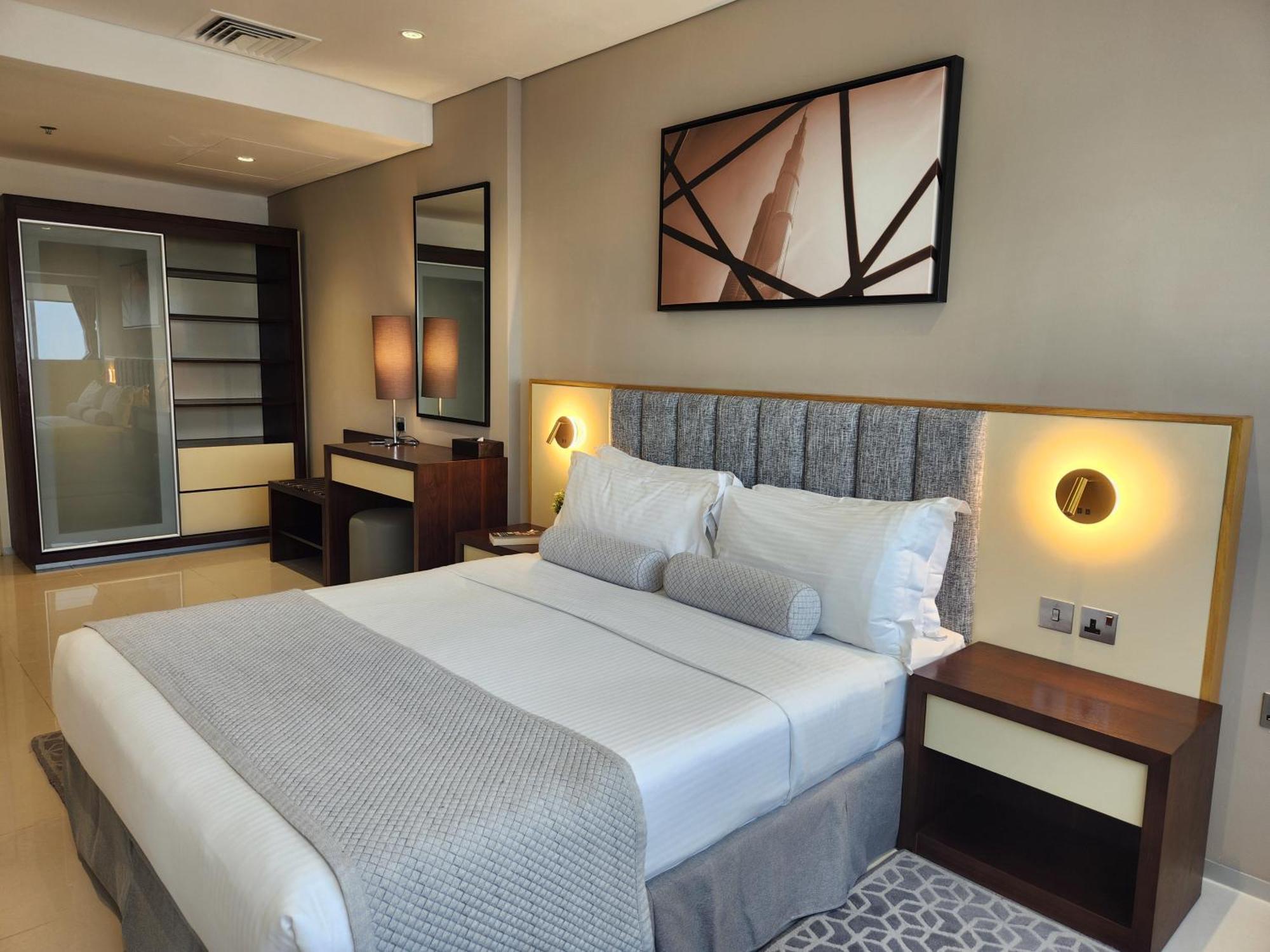 Ascott Park Place *