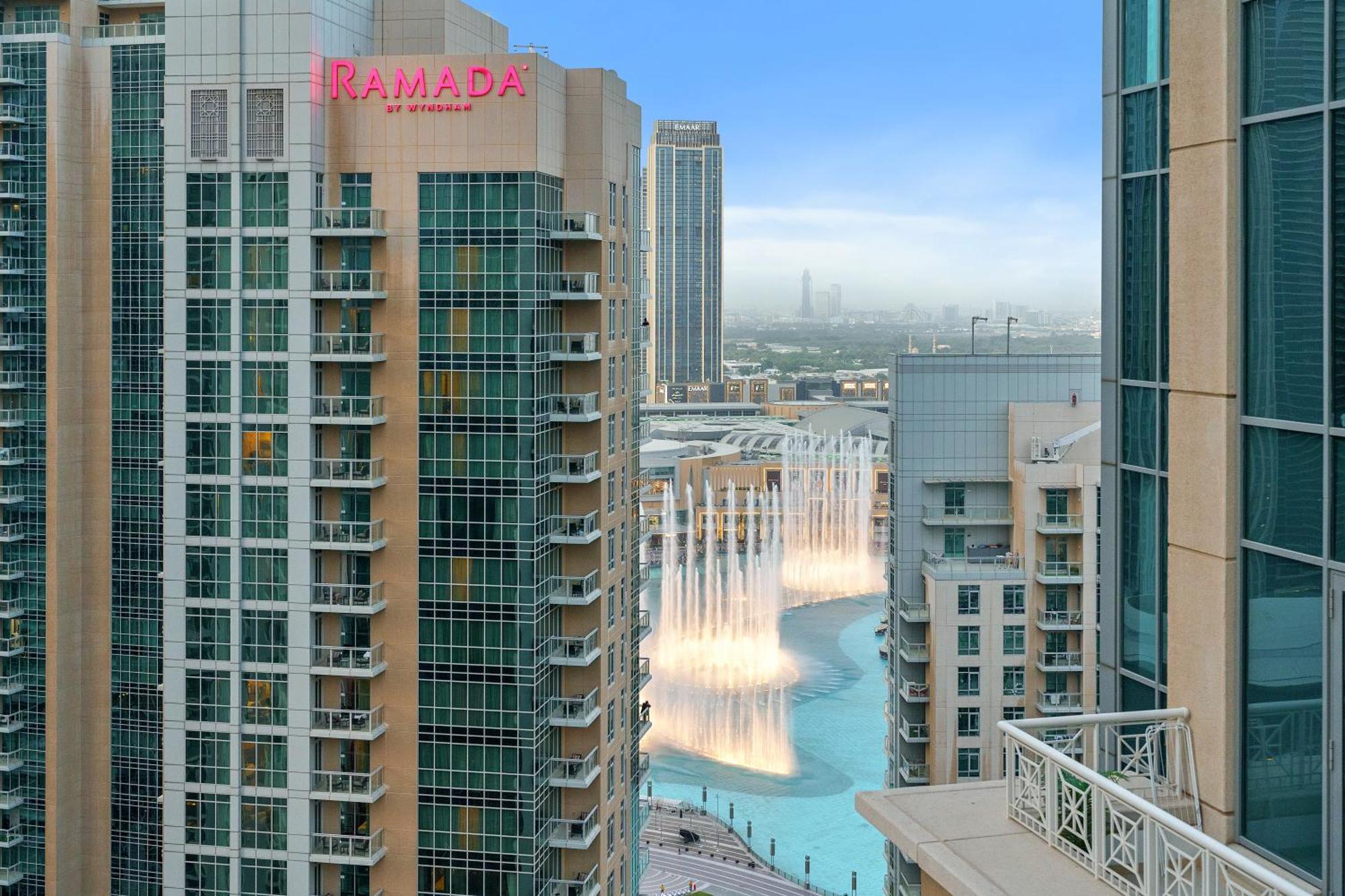Apartment First Class 3br Burj Khalifa & Fountain View *