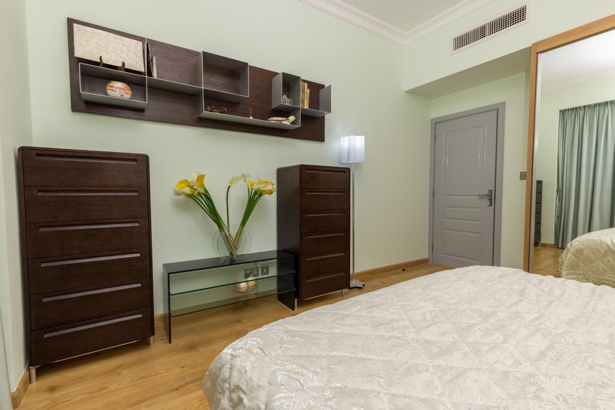 Appartement Amazing Large -150 Sq Meters, Sea Side 2 Bedroom Flat