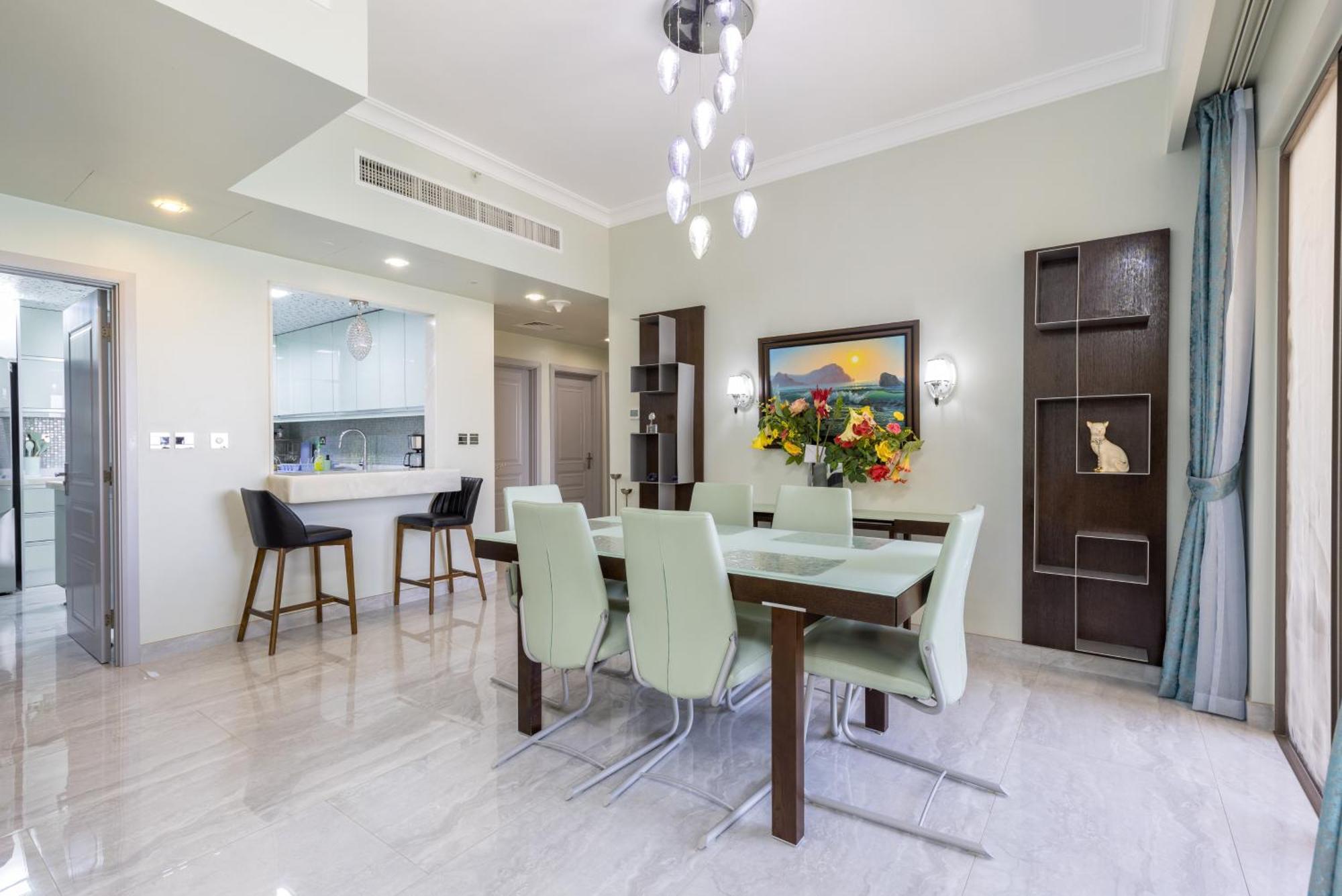 Amazing Large -150 Sq Meters, Sea Side 2 Bedroom Flat Appartement *