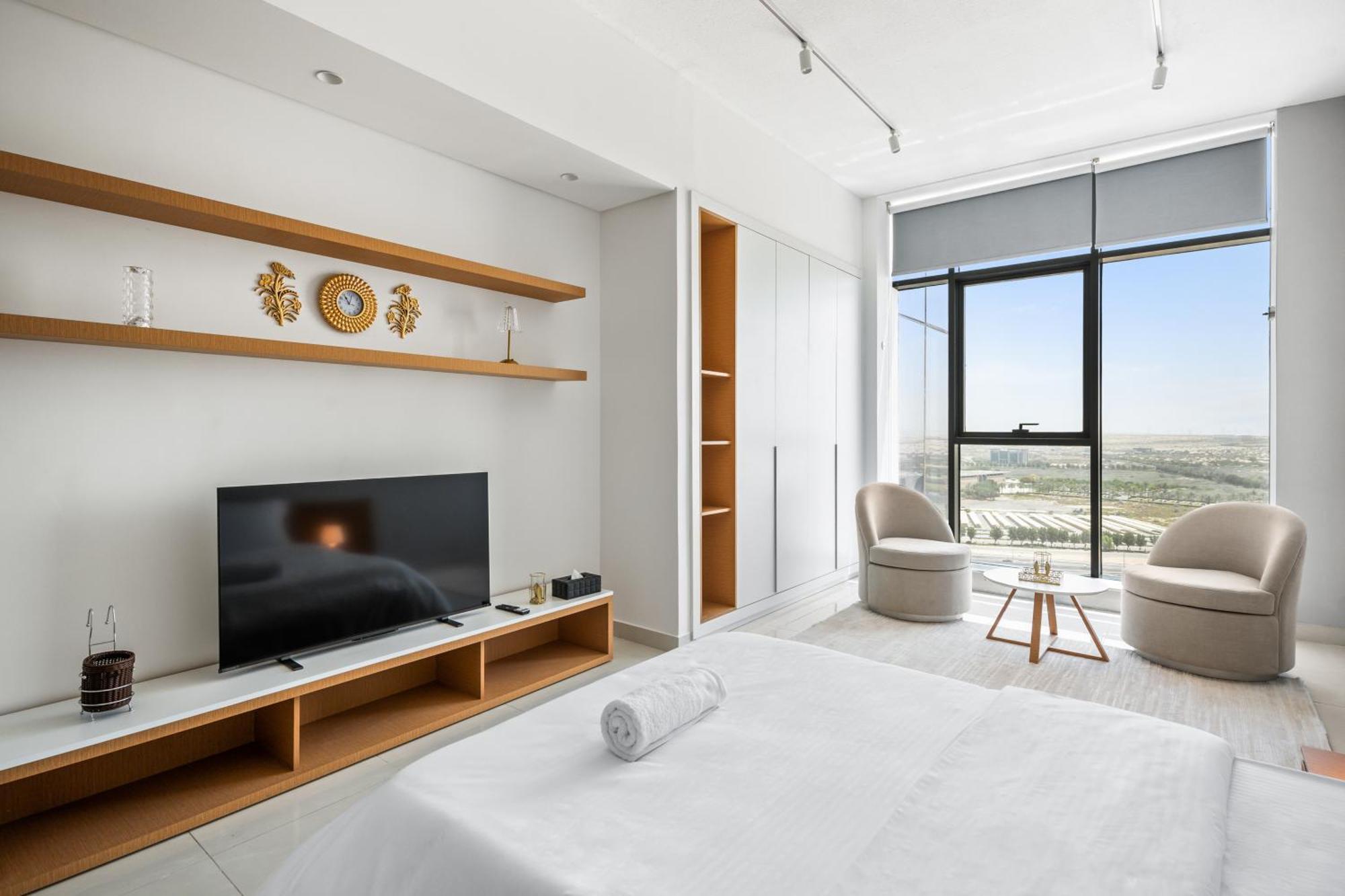 Bright In Vibrant Dubailand District Appartement Dubaï