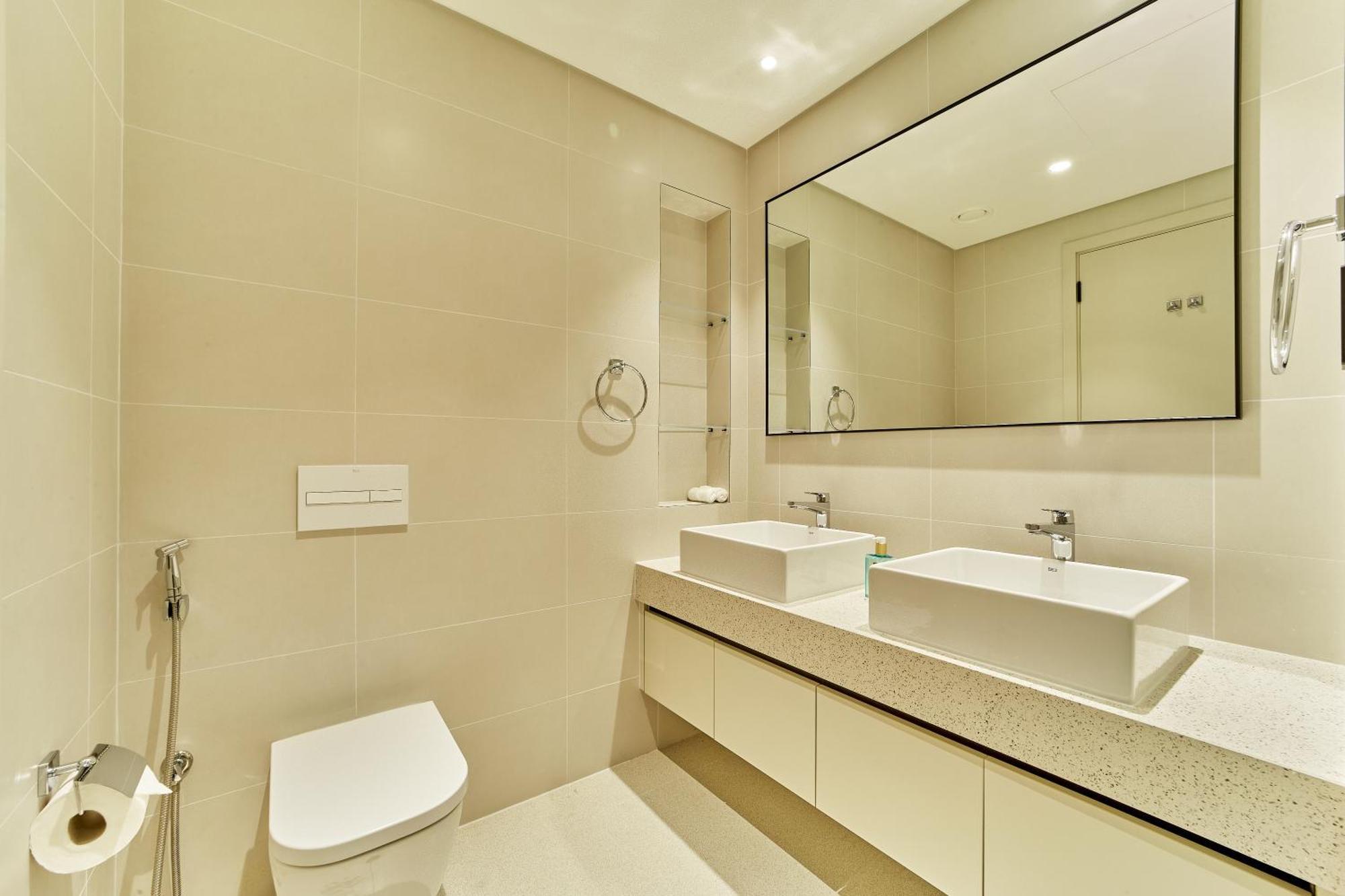 2br Beachfront With Stunning Marina View Apartamento *